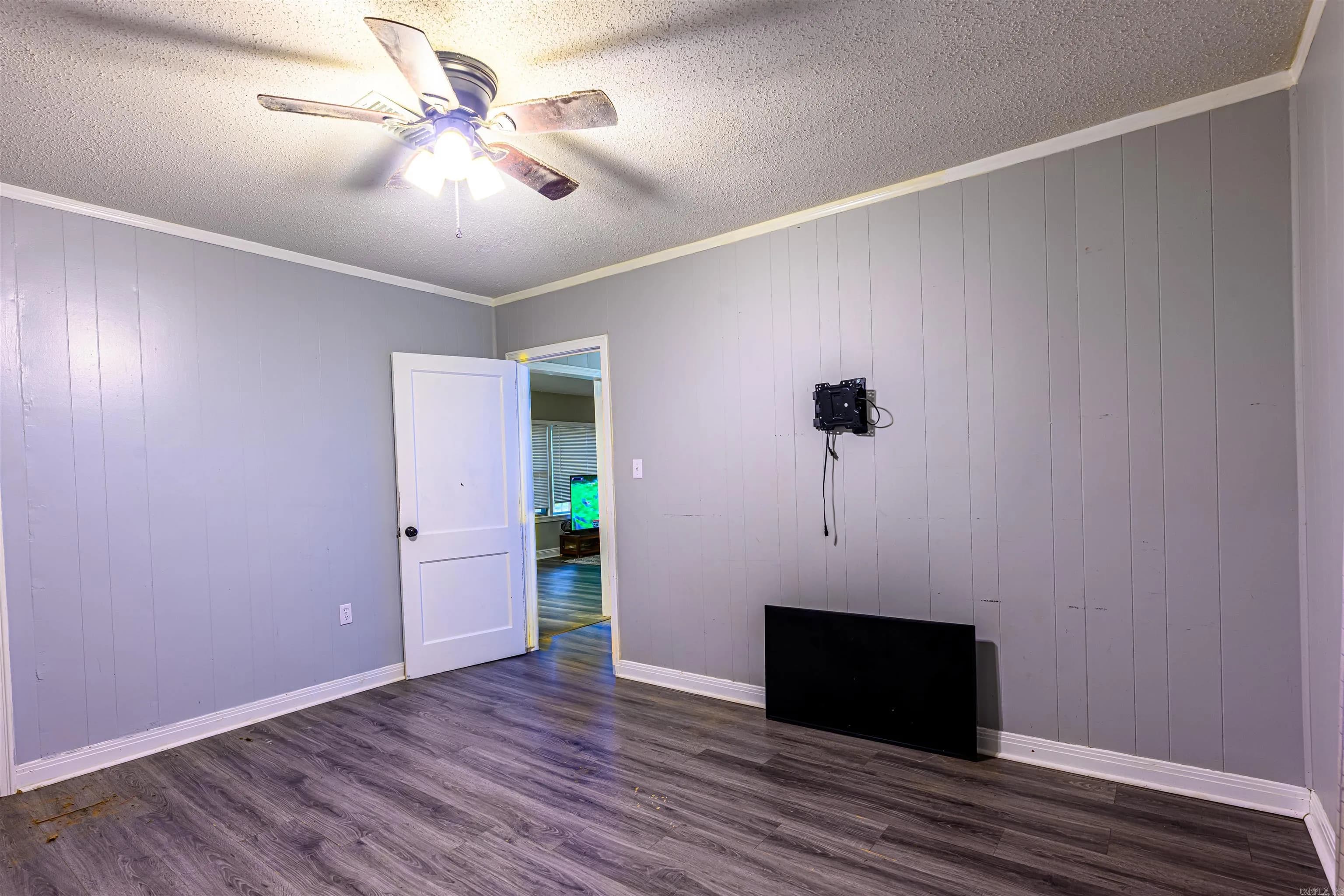Property at 712  Harpole st. - Image 11