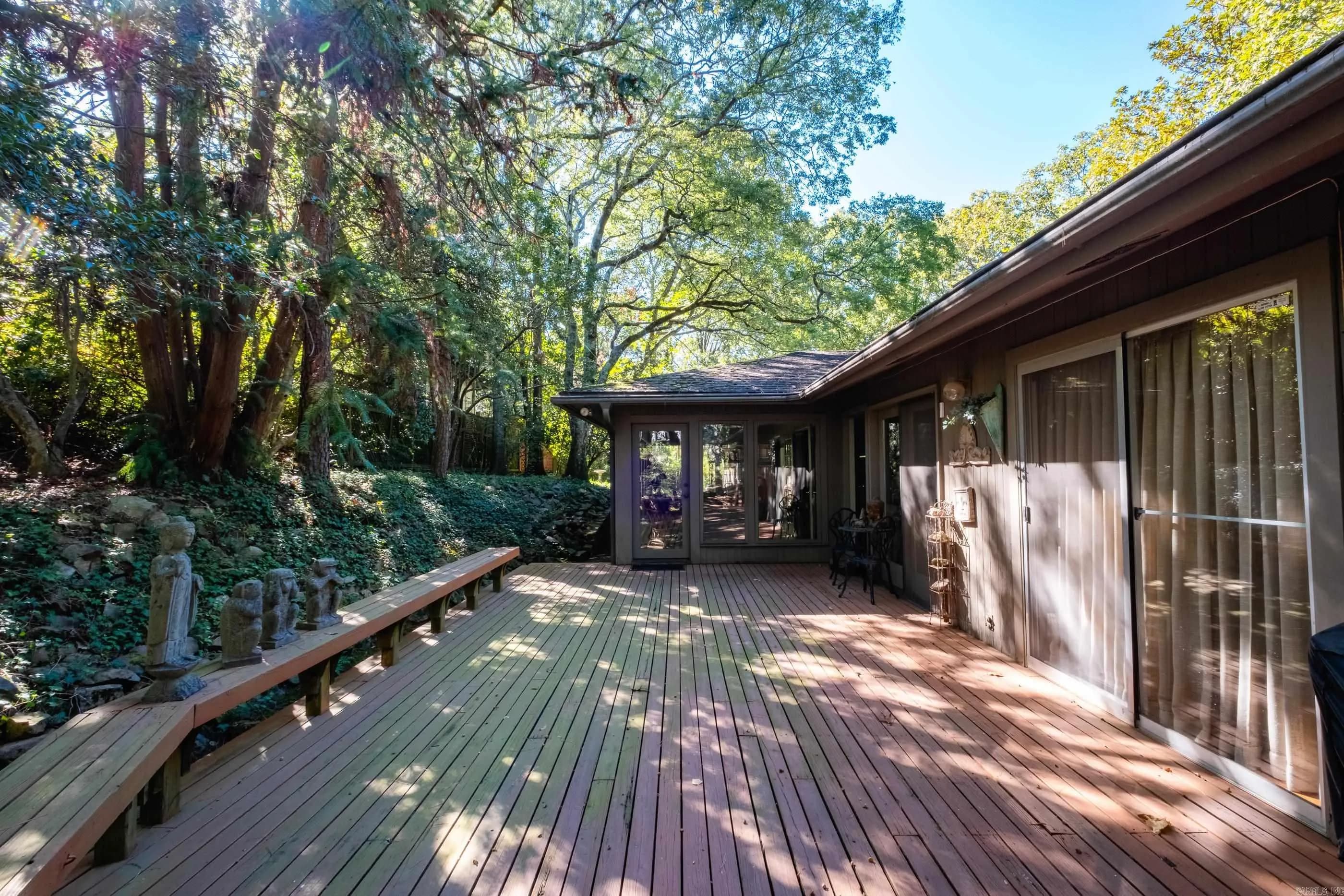 Property at 4009  Kenyon - Image 34