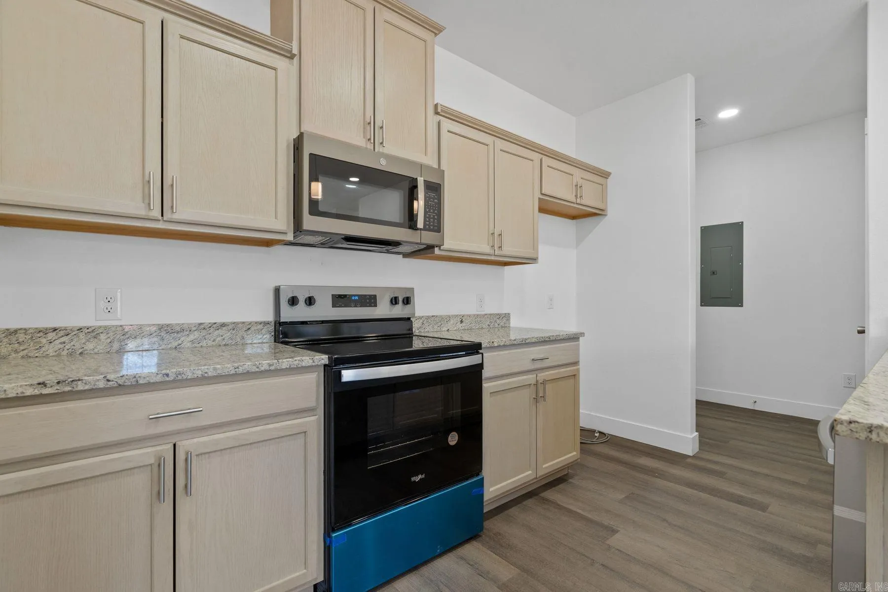 Property at 166  Woodridge street - Image 14