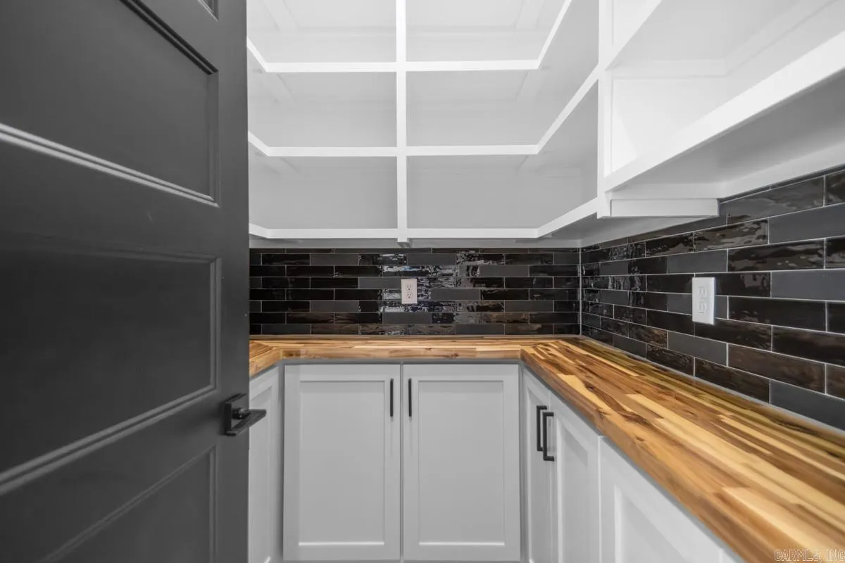 Property at 15011  Angus - Image 21