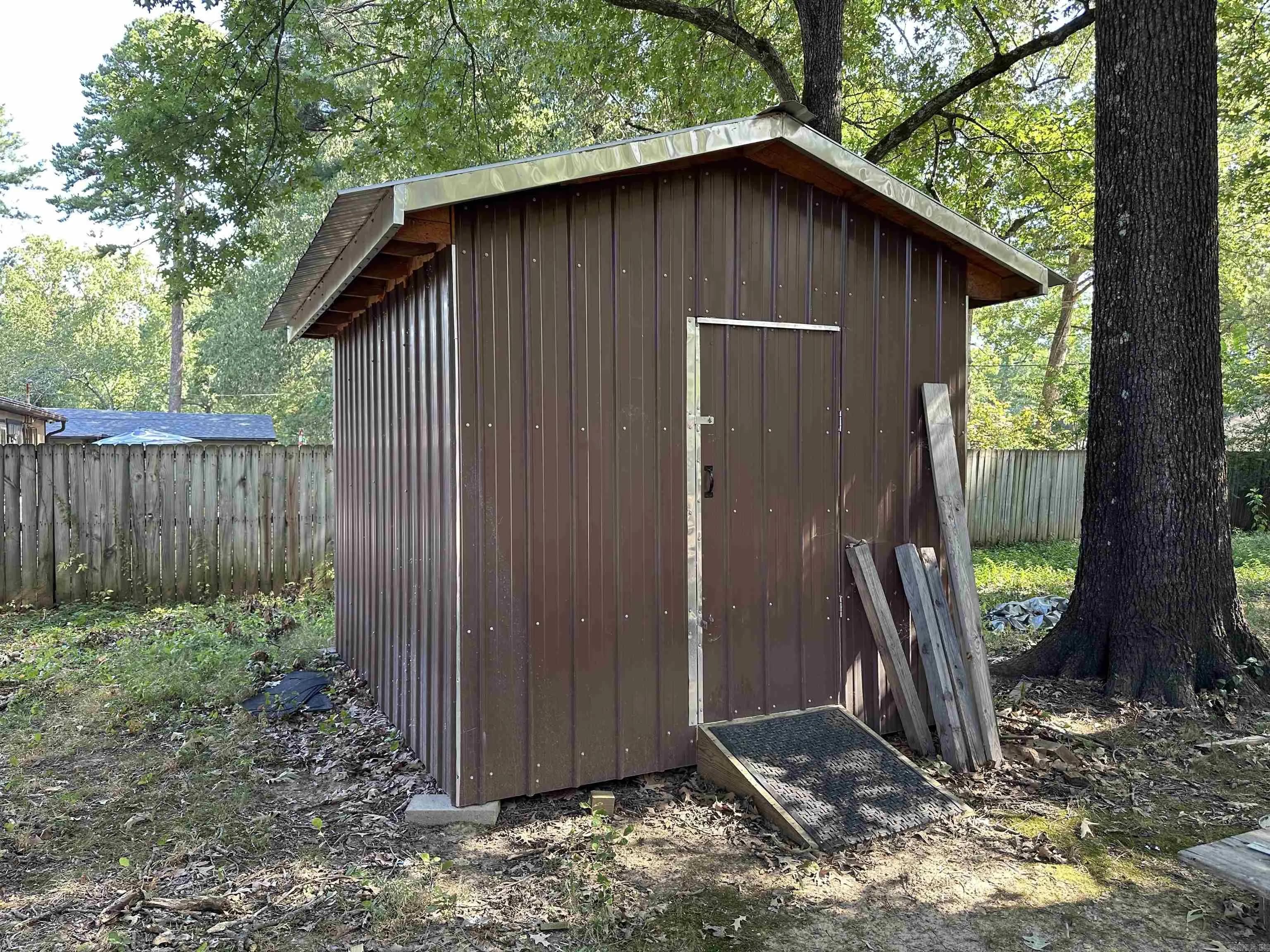 Property at 9615  Comstock - Image 18