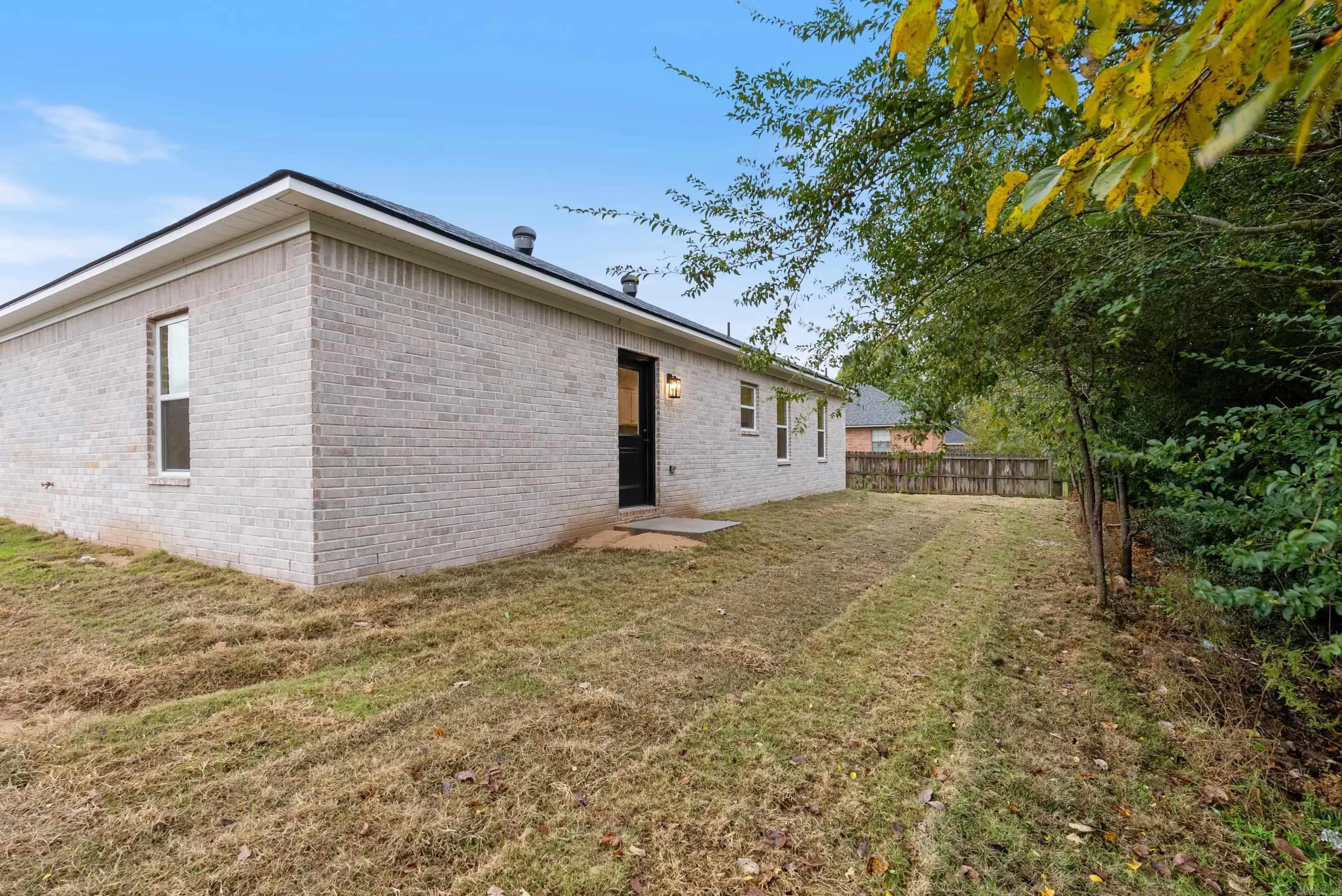 Property at 401  Parkway - Image 40