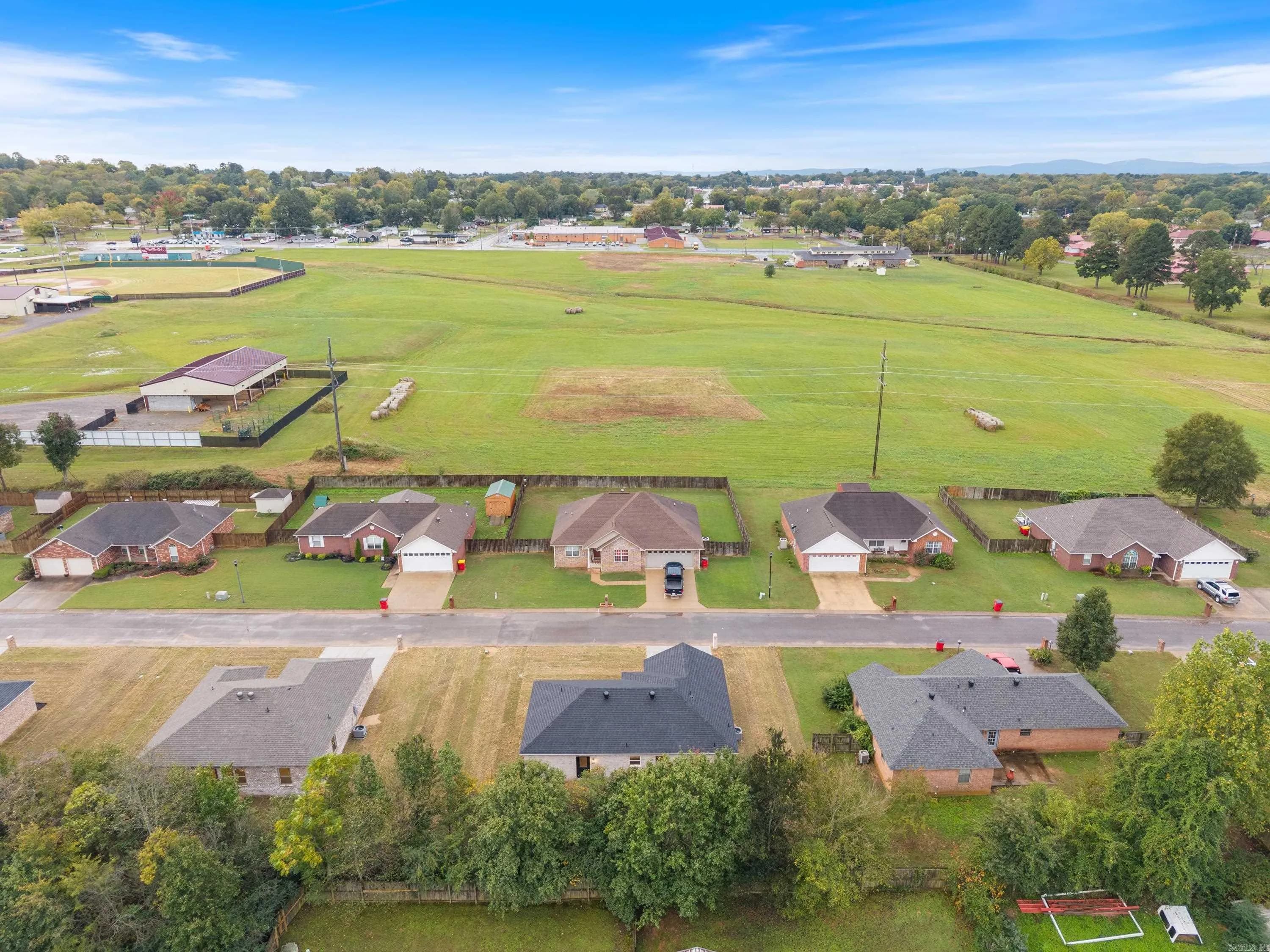 Property at 401  Parkway - Image 49