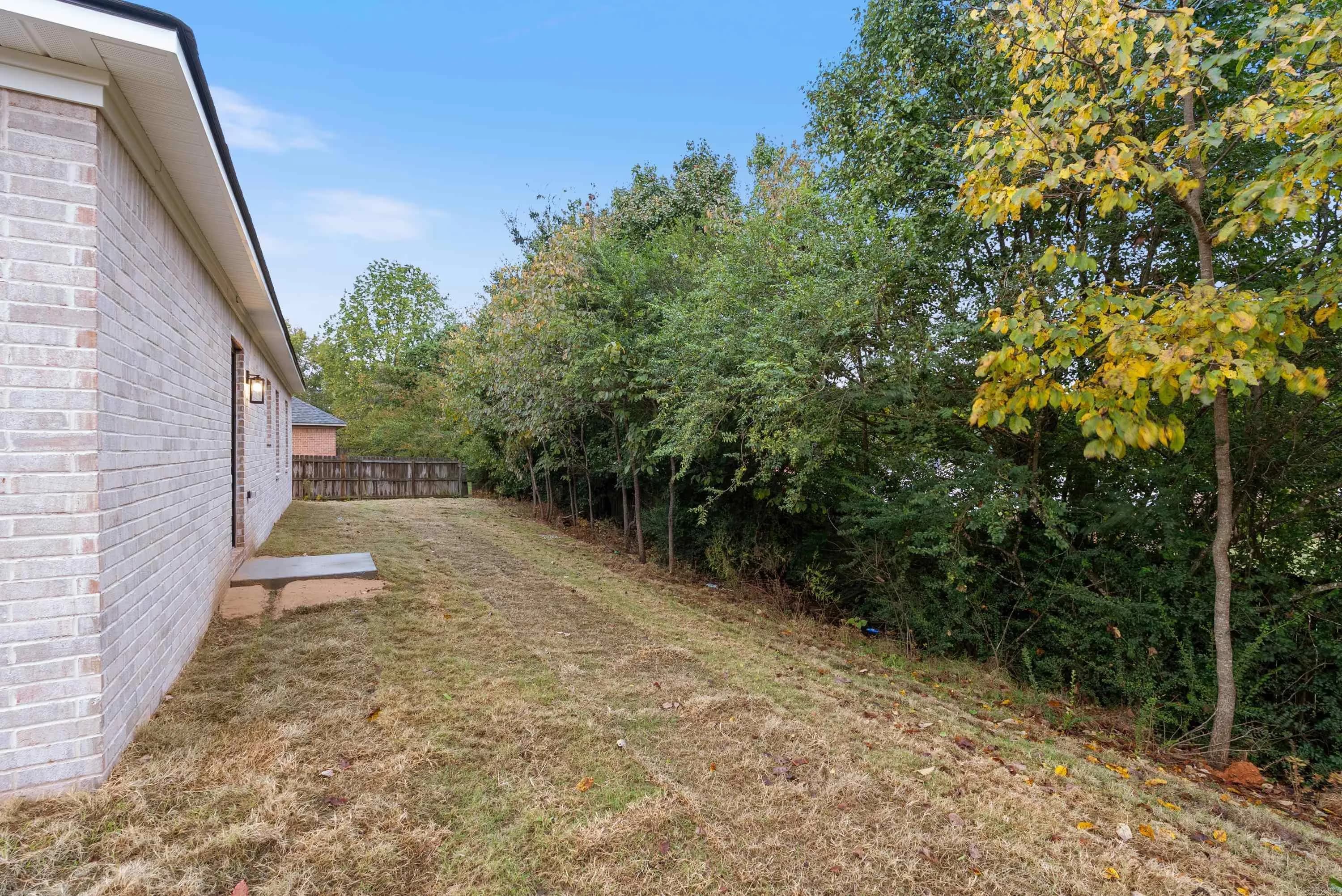 Property at 401  Parkway - Image 39