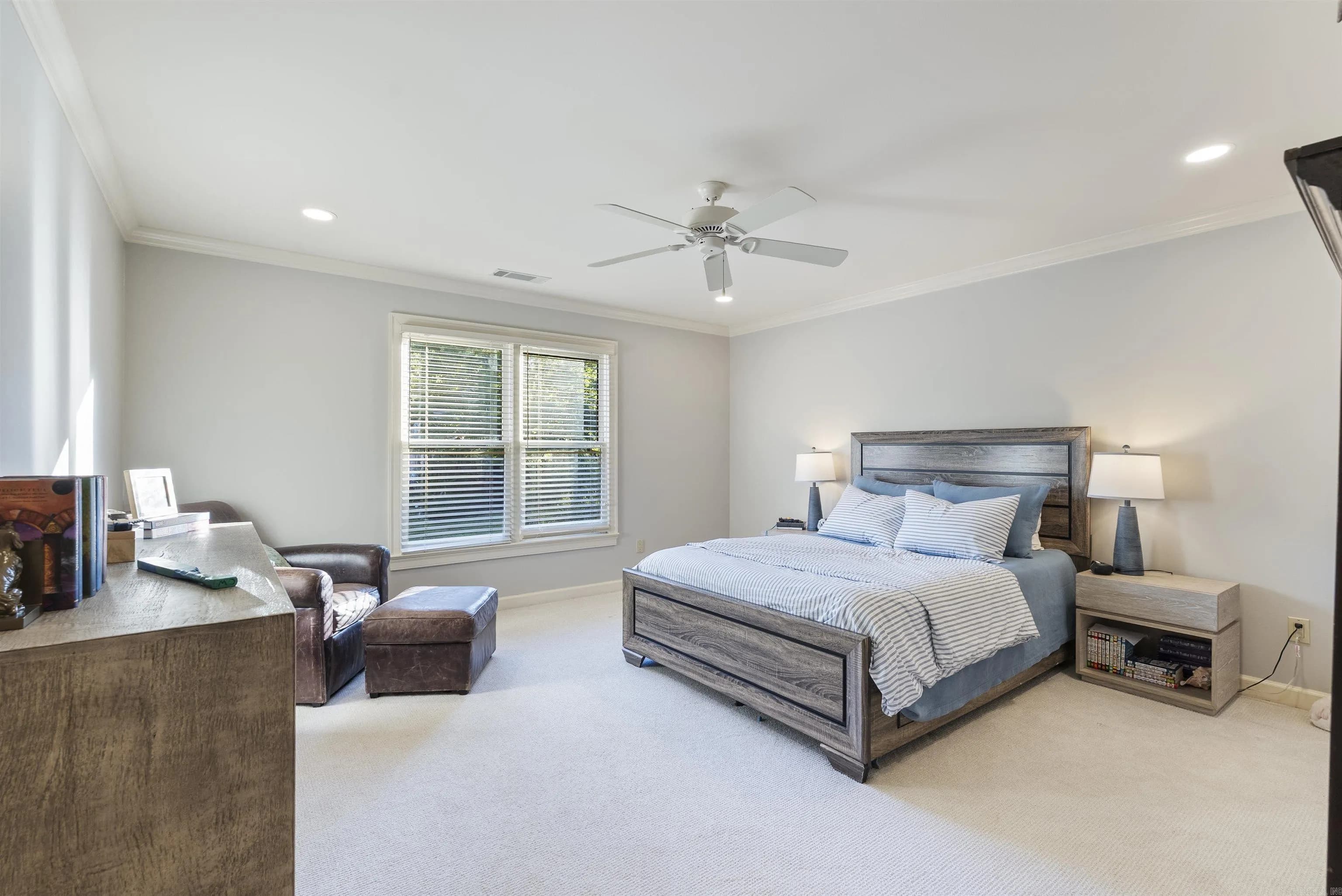 Property at 16  Hickory creek - Image 38