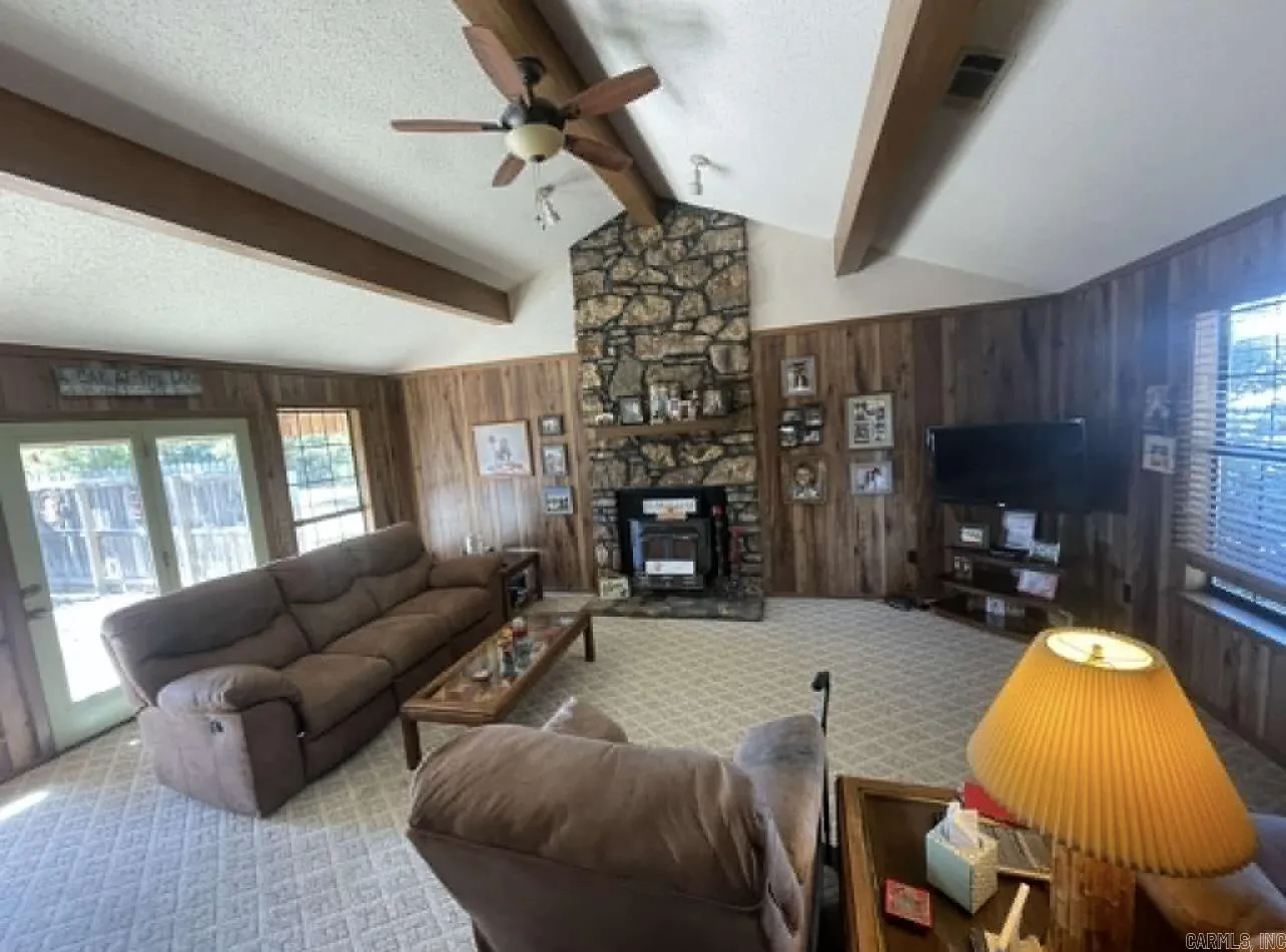 Property at 4  Andrea - Image 14