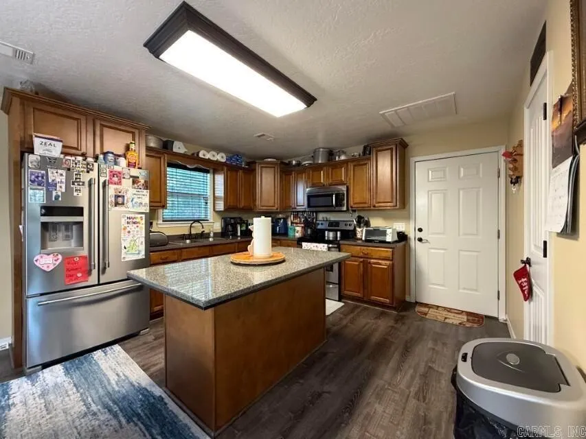 Property at 185  Aberdeen - Image 5