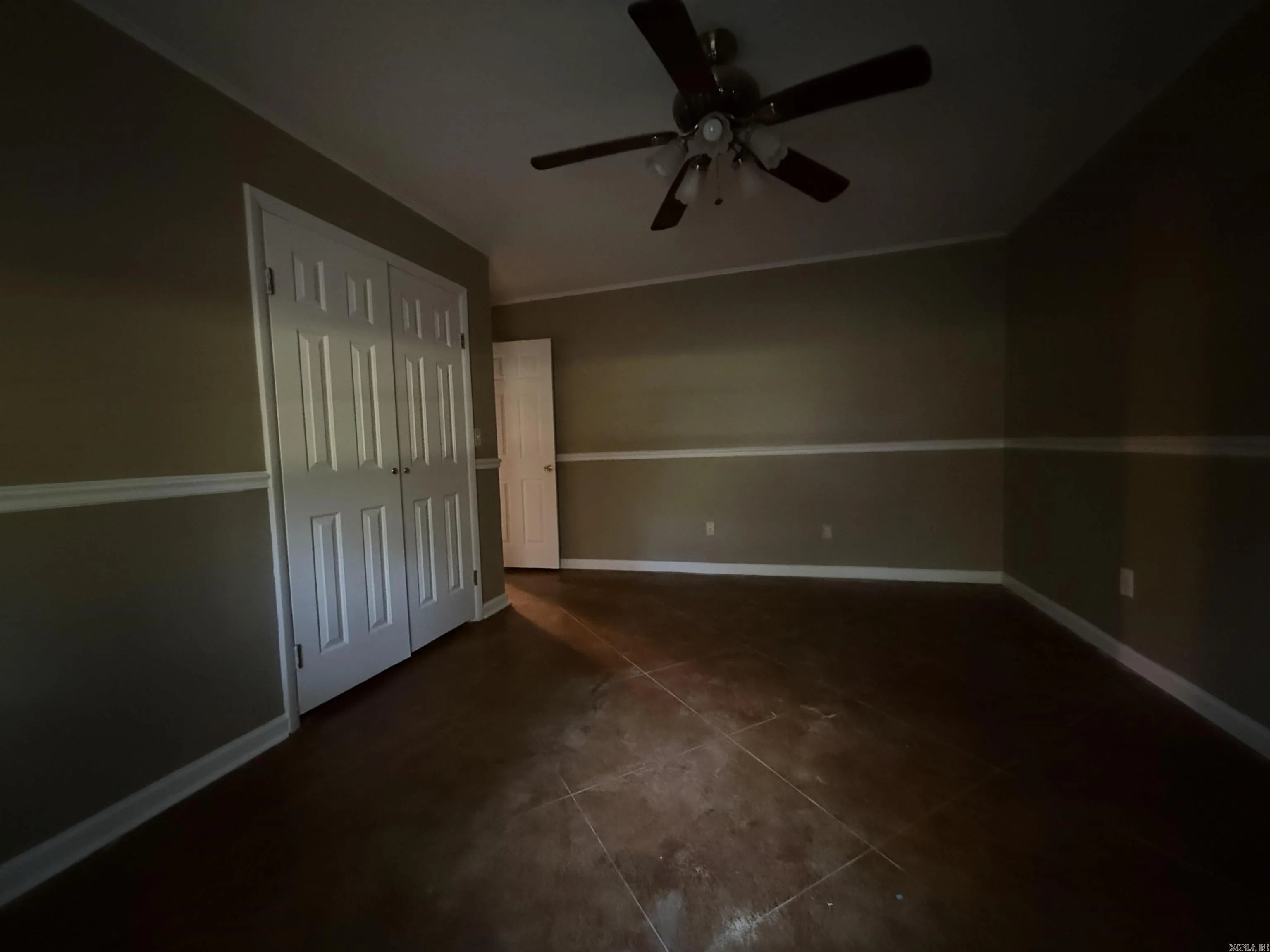 Property at 109  Sonny - Image 14