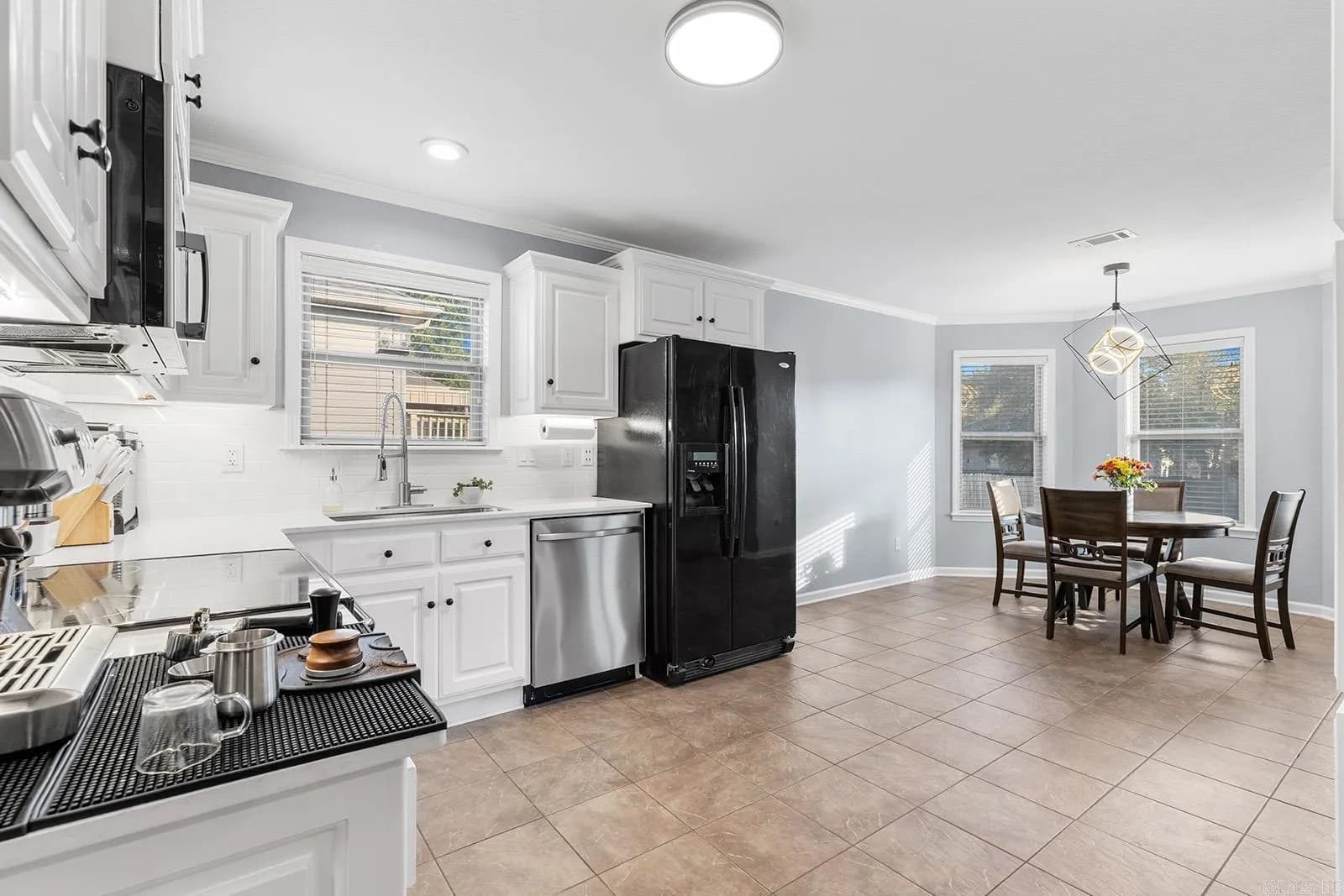 Property at 22  Lariat - Image 9