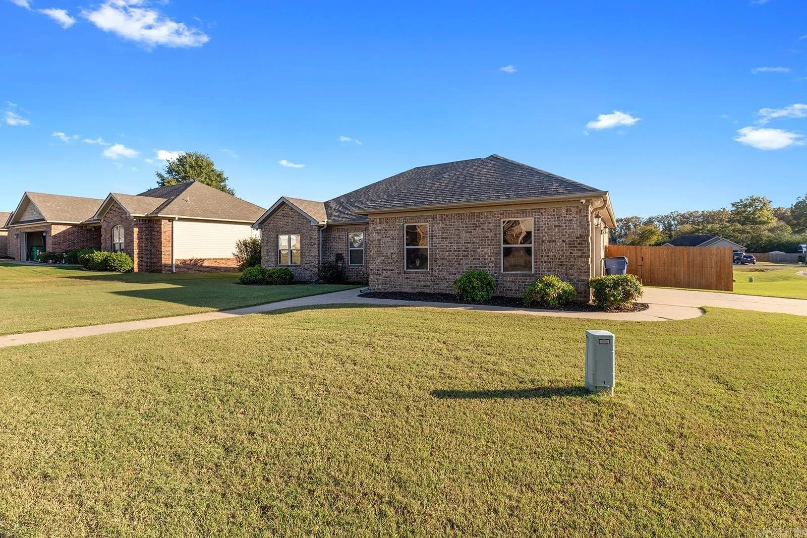 Property at 22  Lariat - Image 30