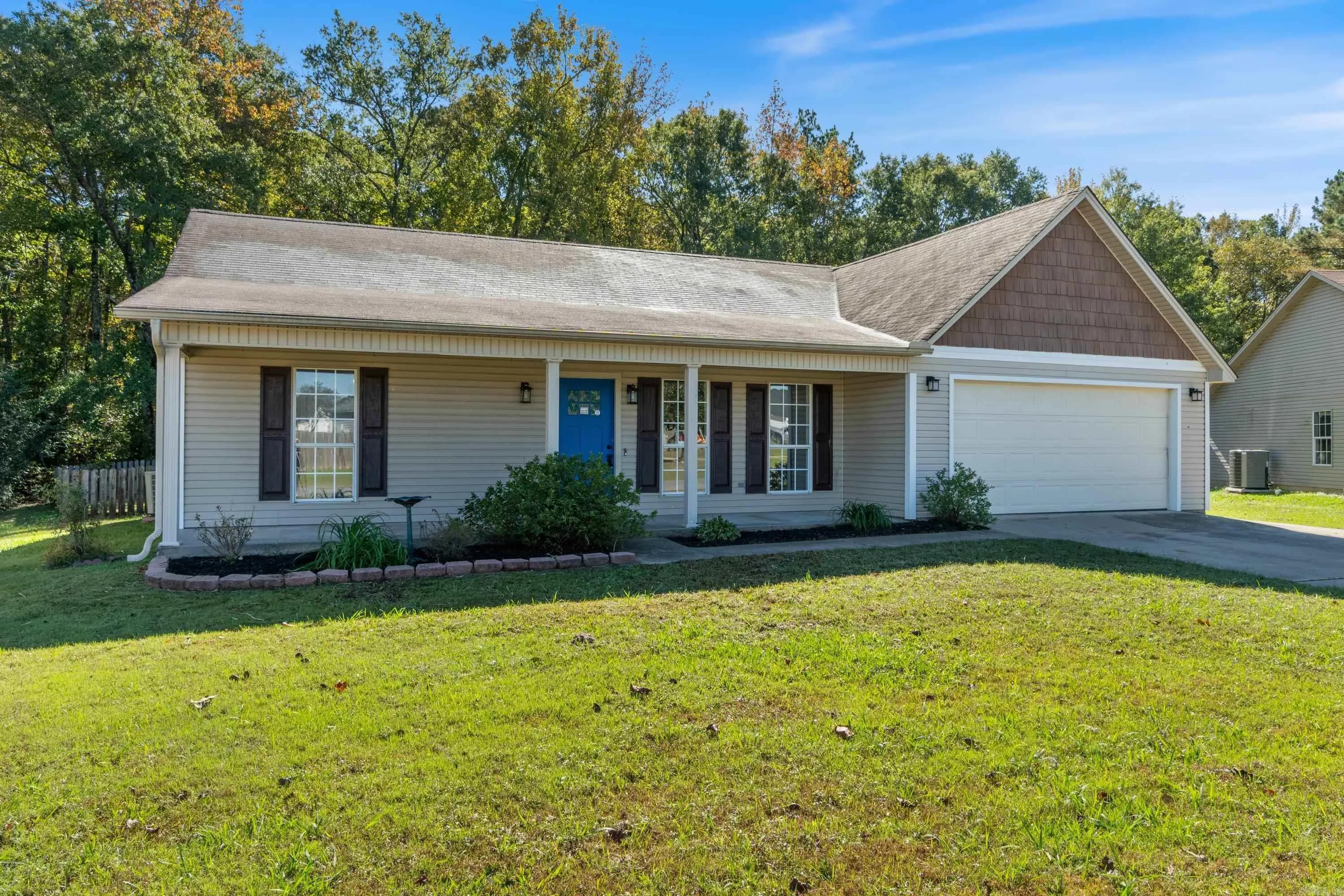 Property at 337  Lamplighter - Image 2