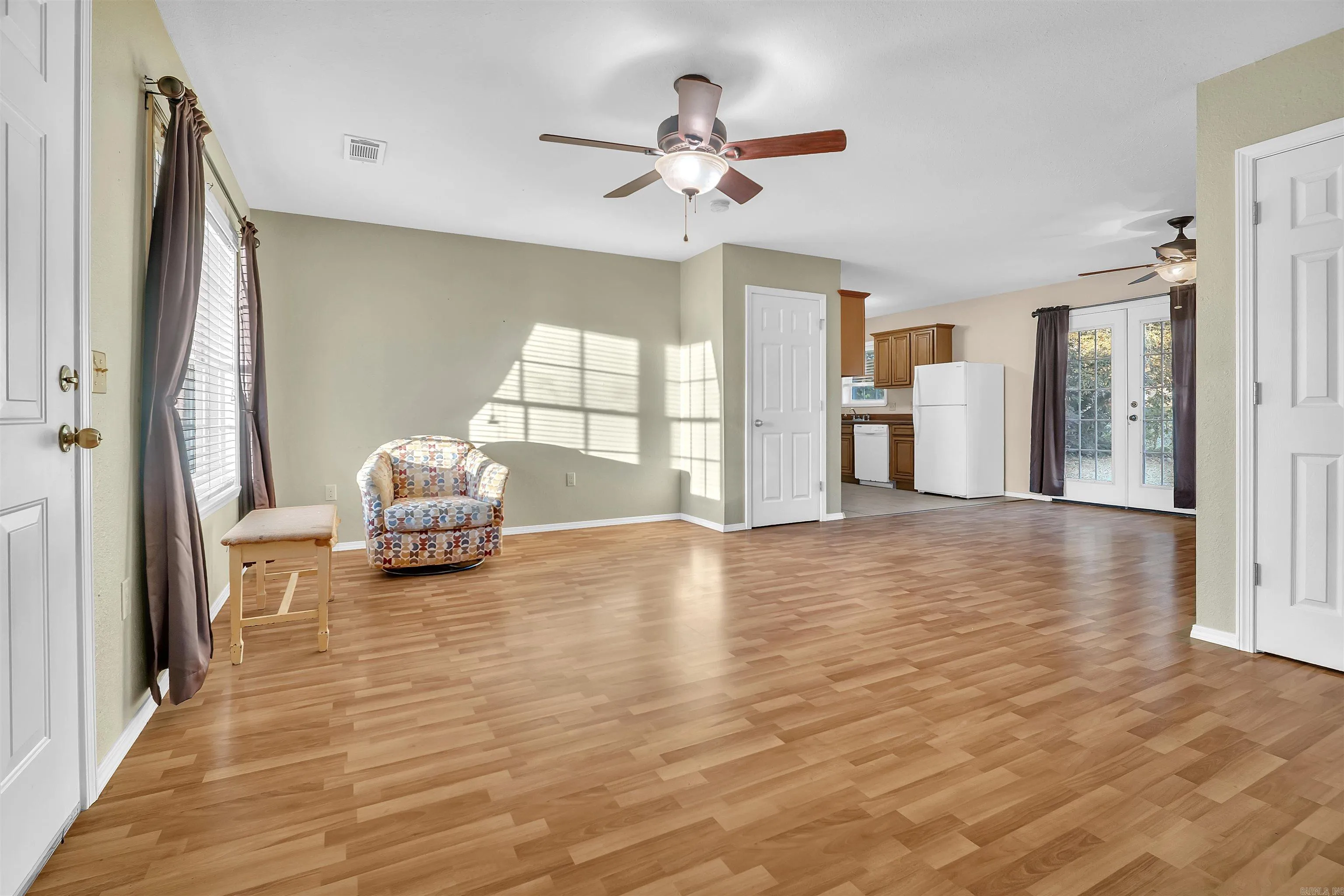 Property at 306 N Bentley - Image 2