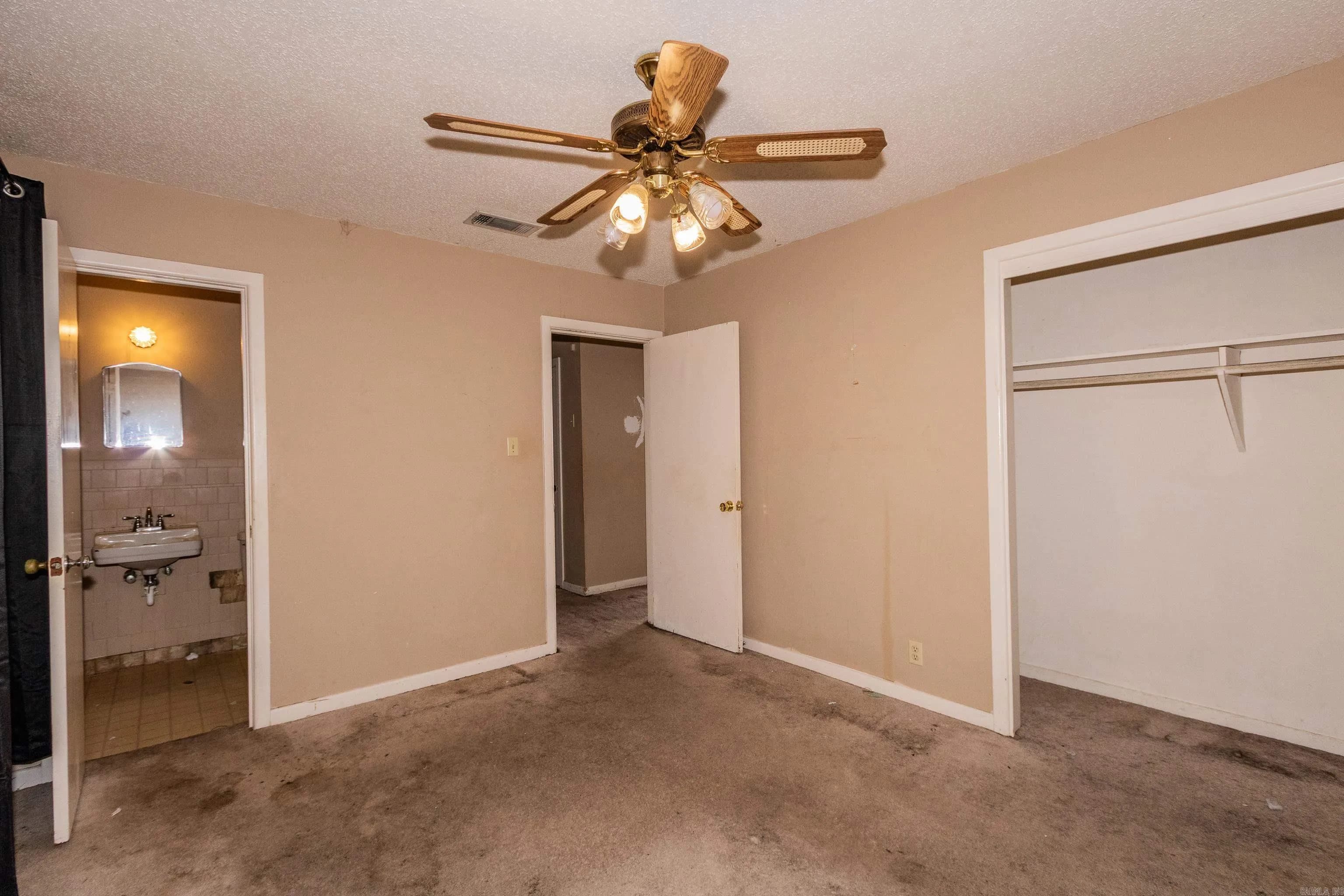 Property at 1708  Nina - Image 19