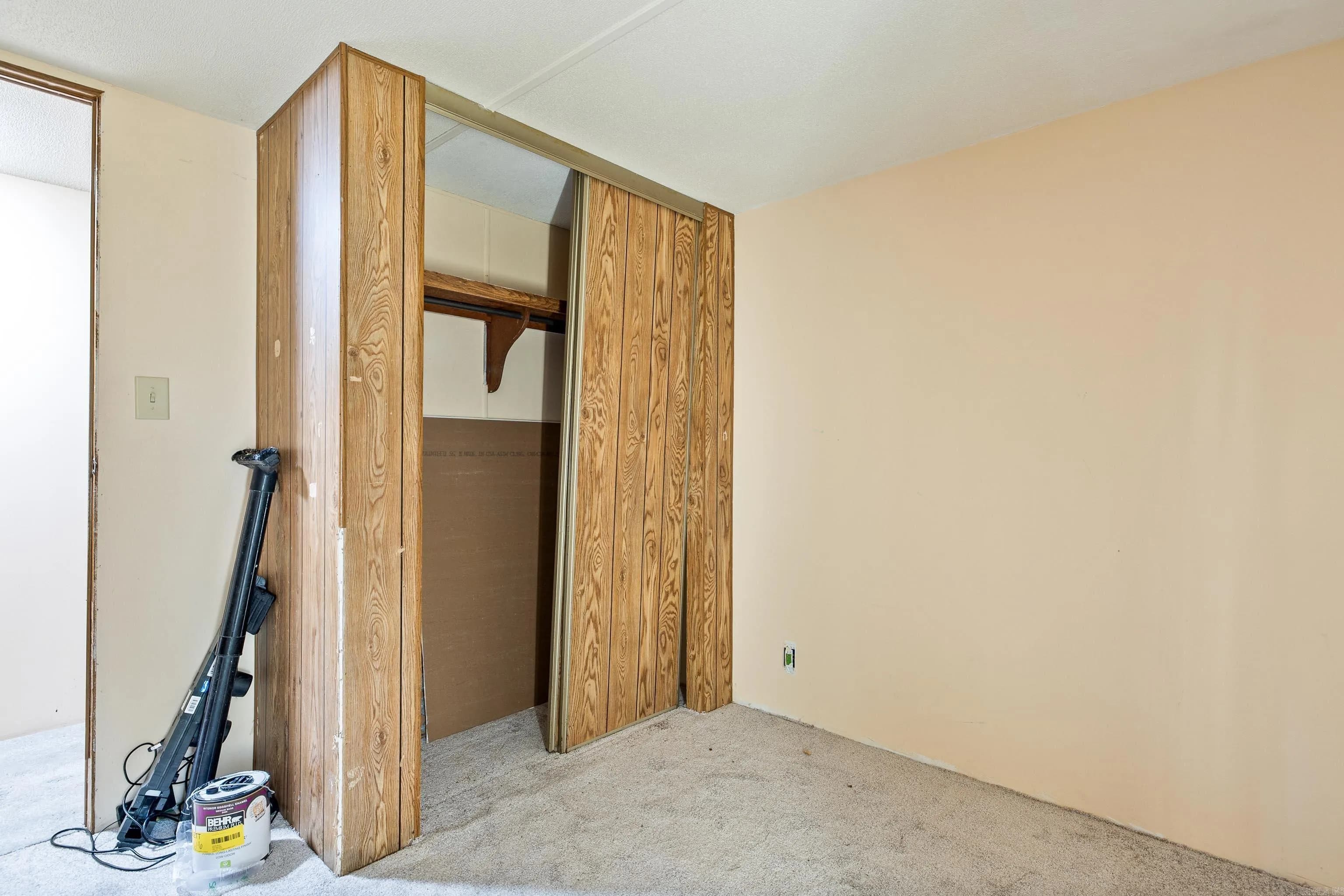 Property at 11020  River acres - Image 40