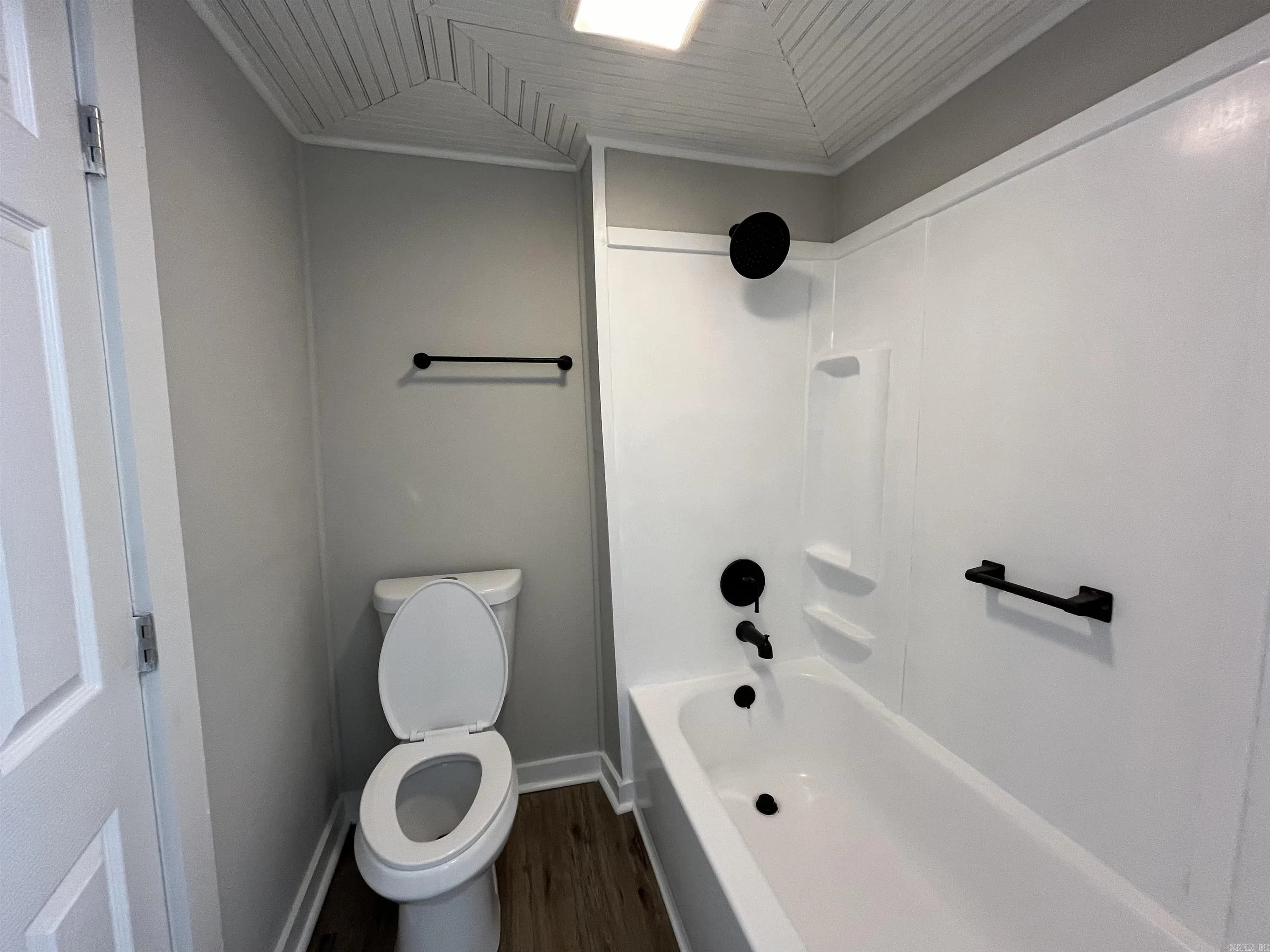 Property at 224  E 56th st b - Image 15