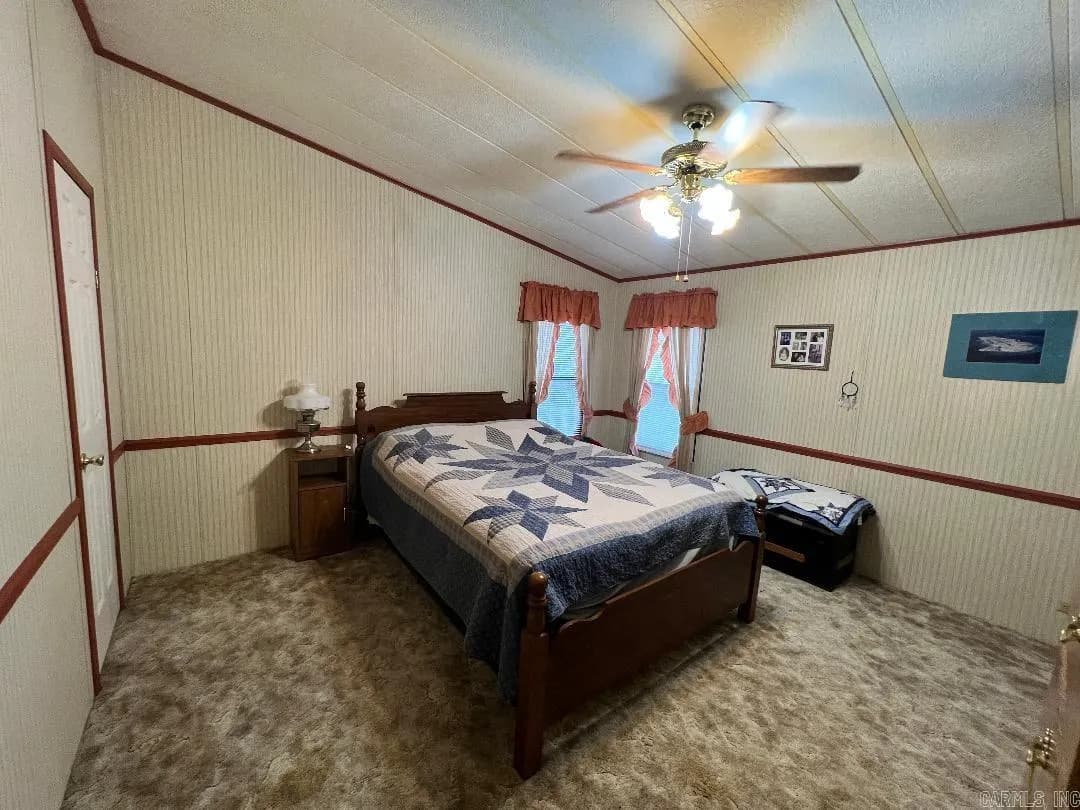 Property at 1658  Avalon - Image 42