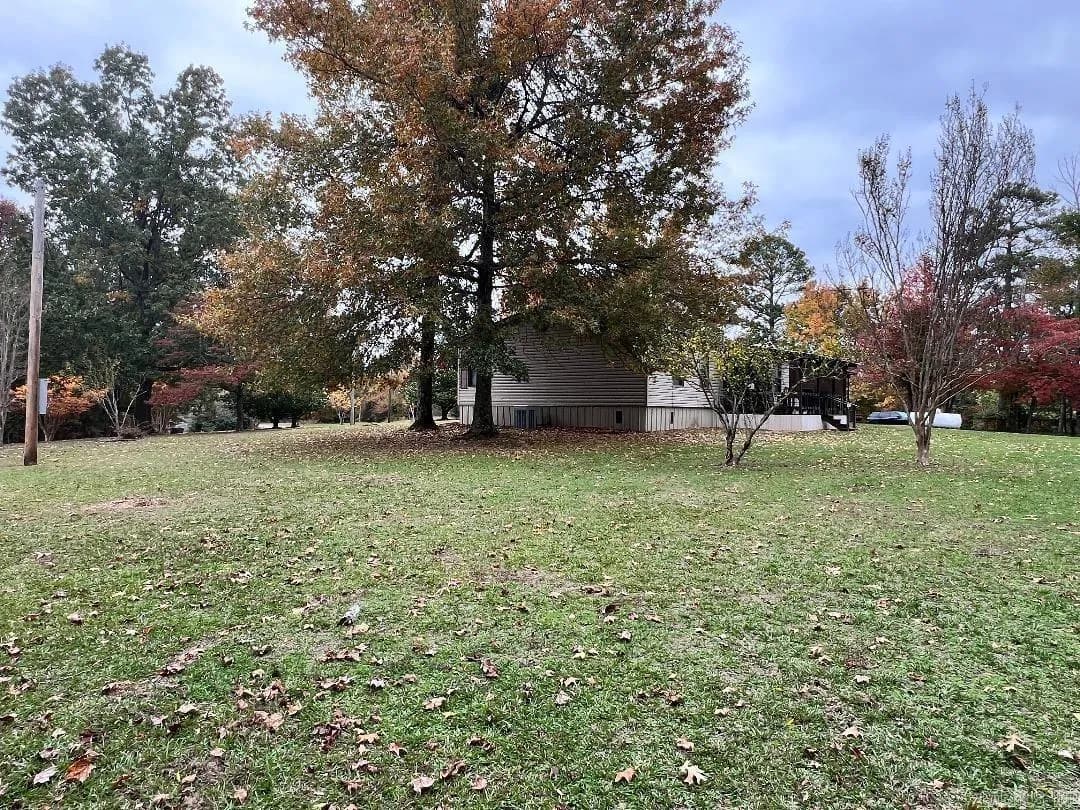 Property at 1658  Avalon - Image 16