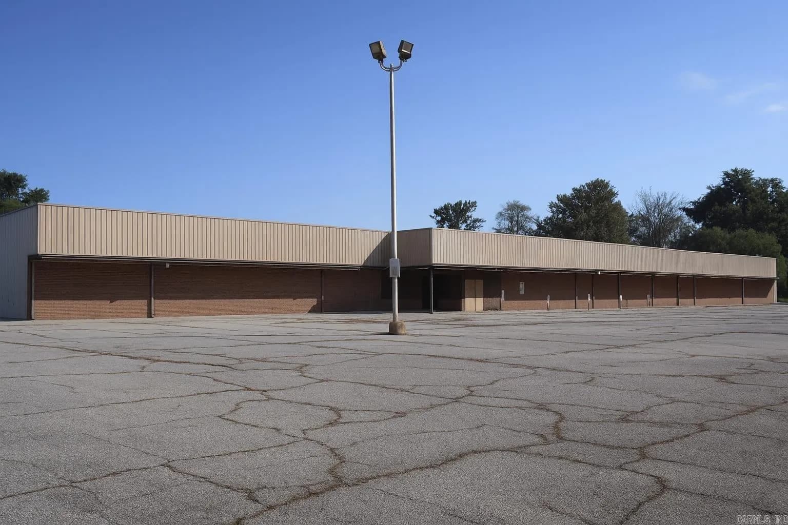 Property at 956 E Main st - Image 11