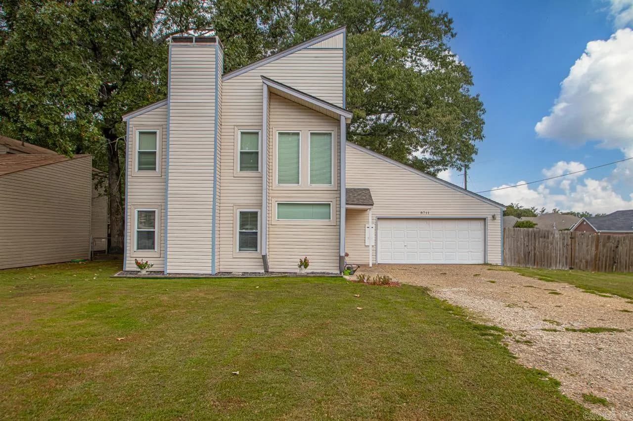 Property at 8711  Cayuga ln - Image 1