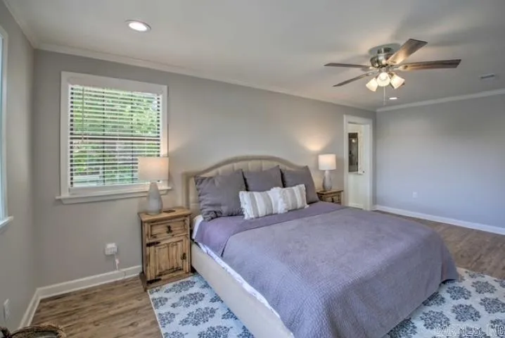 Property at 228  Houston - Image 17