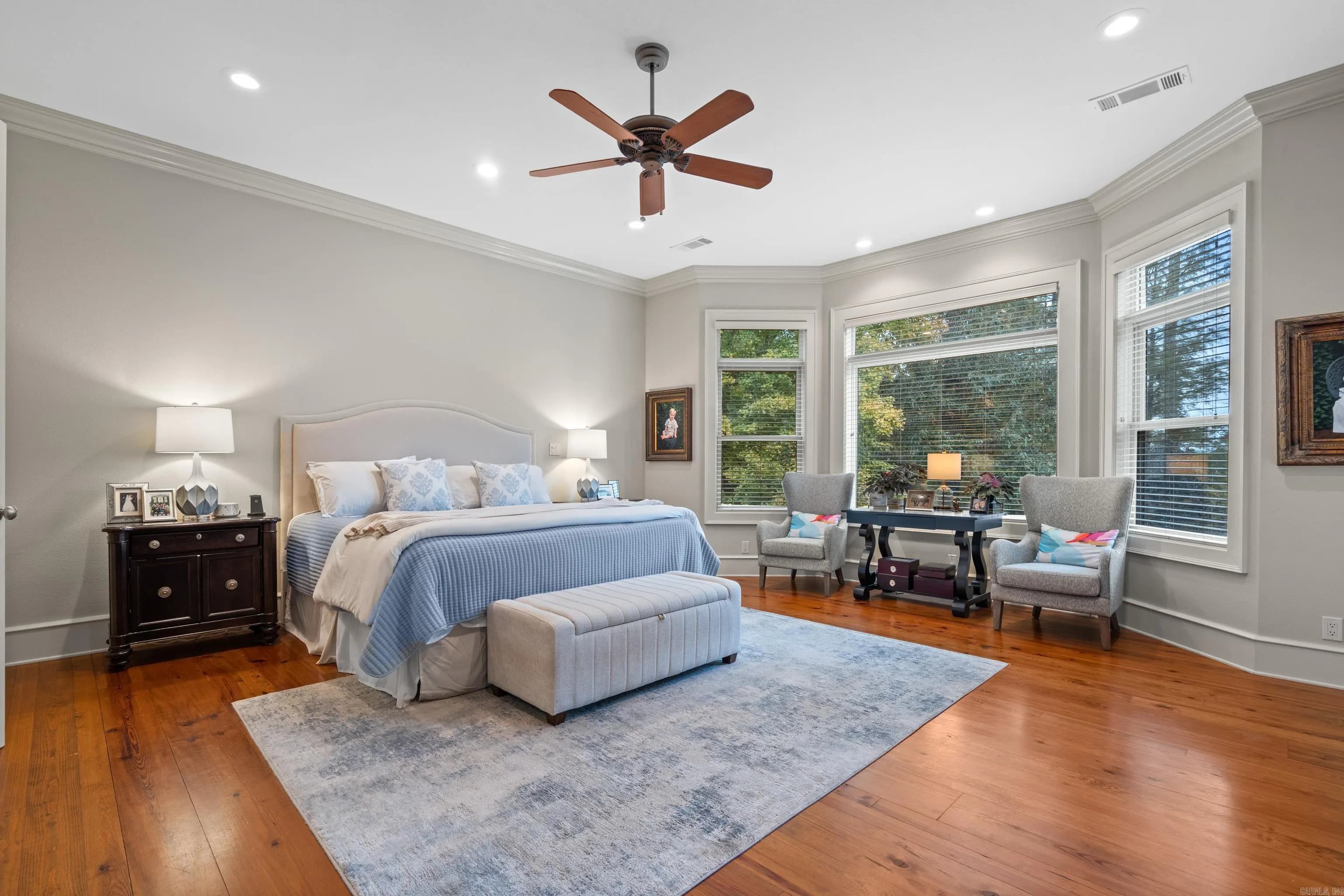 Property at 446  Lotus - Image 36