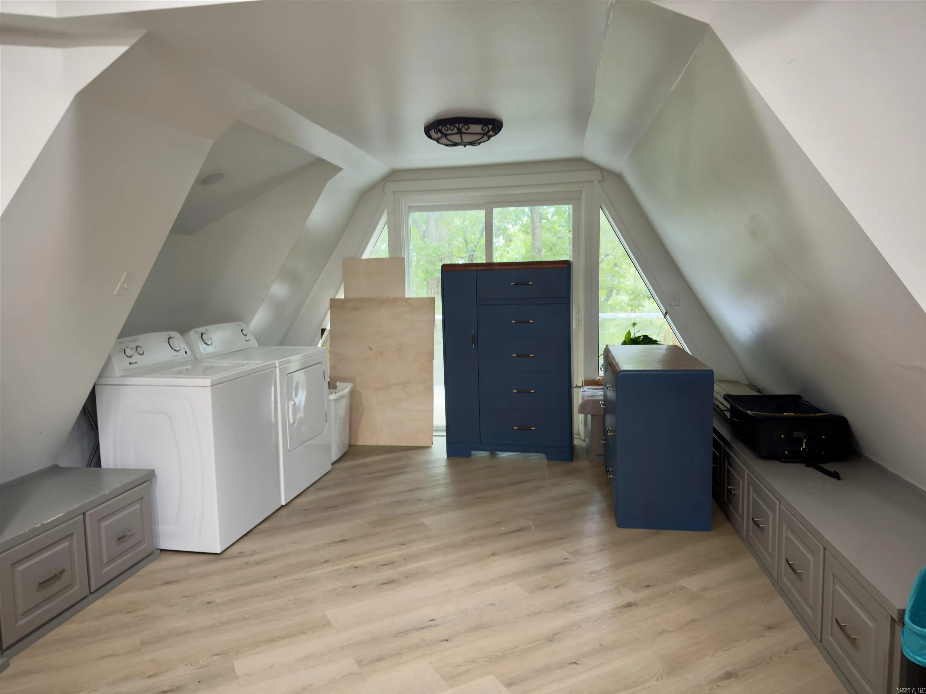 Property at 1130  Racket ridge - Image 7