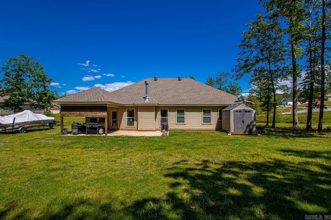Property at 464  Reuben - Image 37