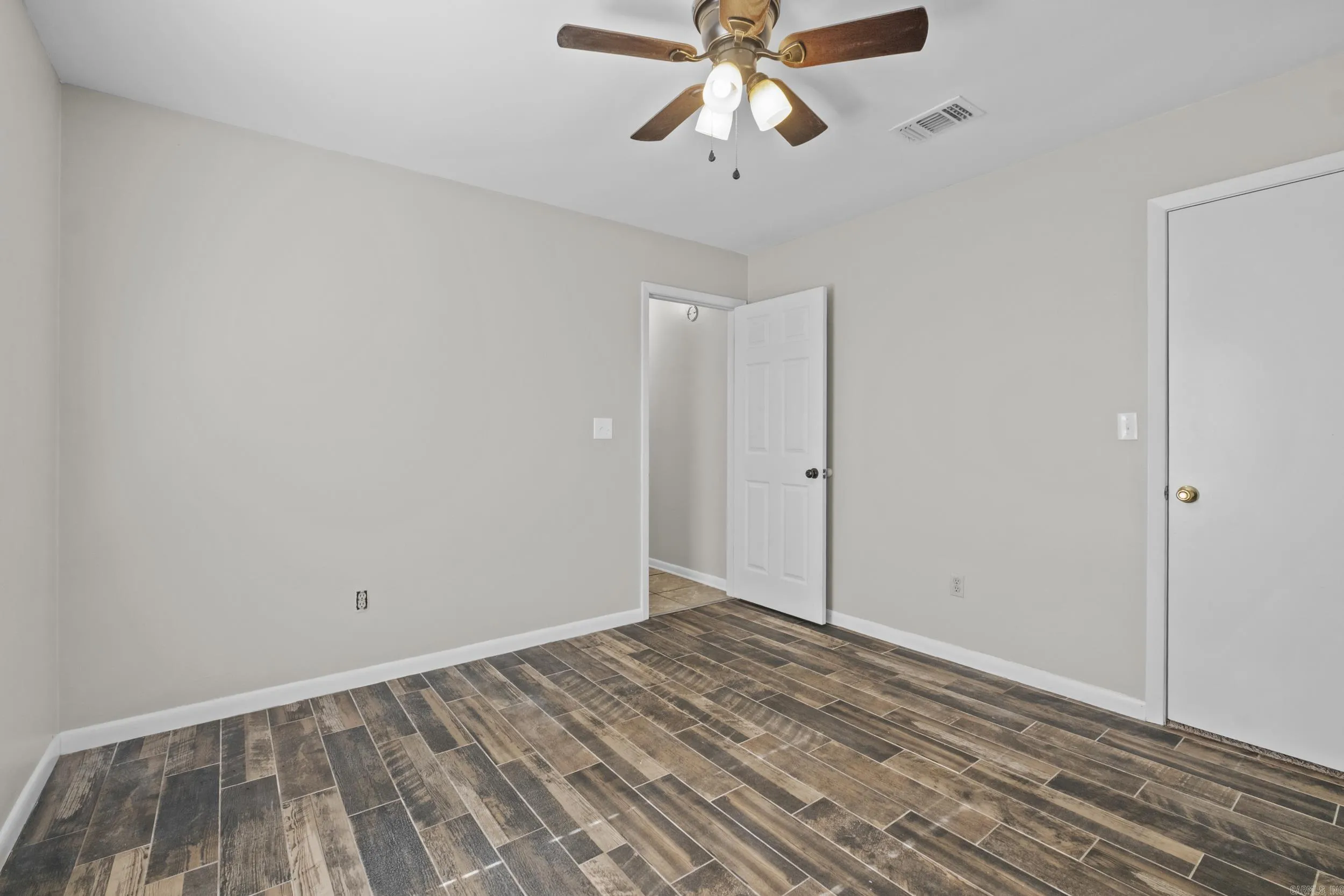 Property at 252  Bridgewood - Image 21