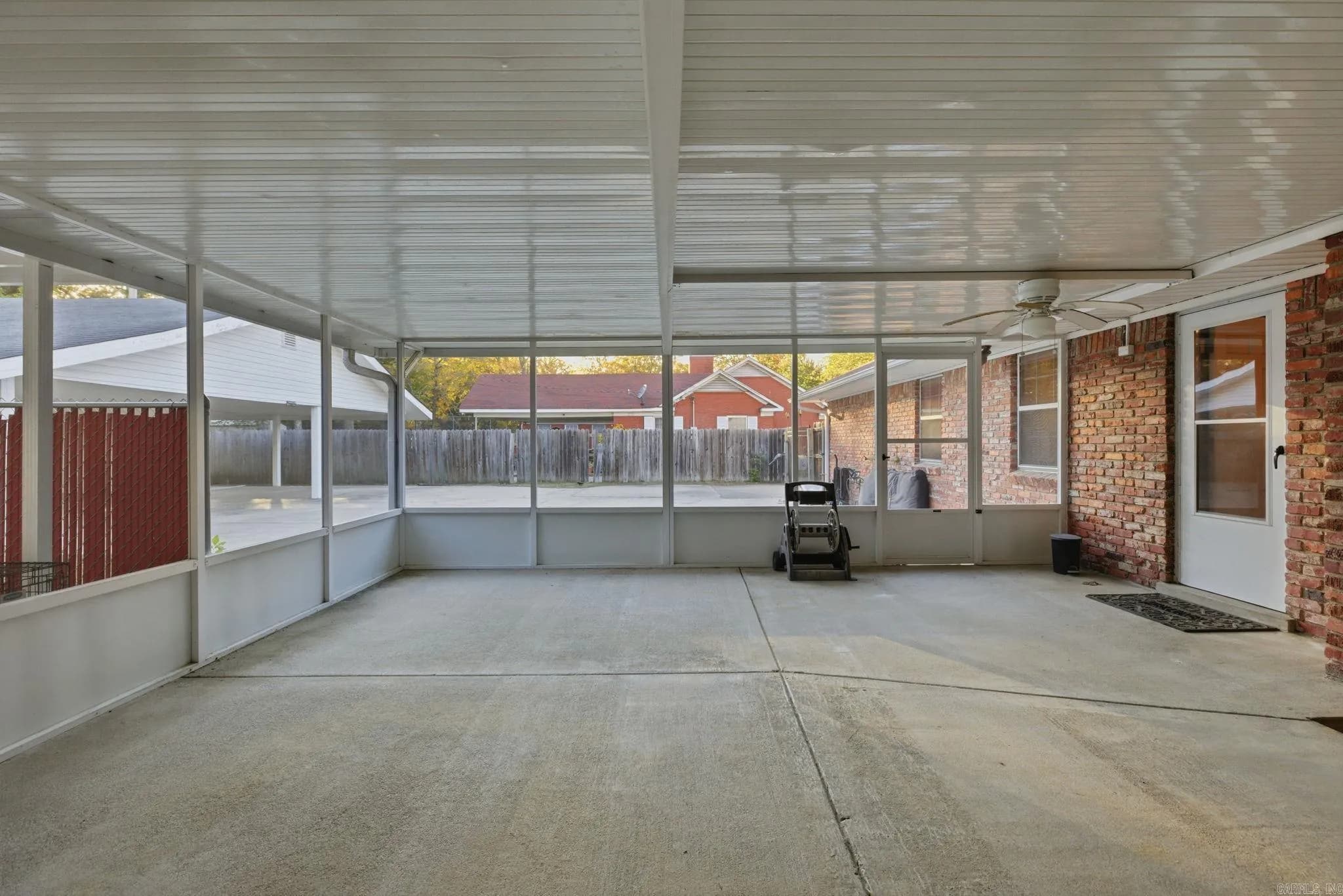 Property at 2002 W 42nd ave - Image 37