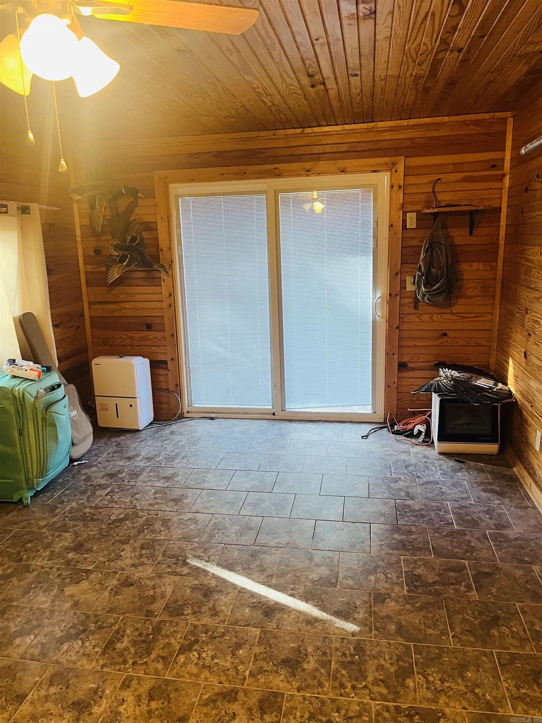Property at 2215 S 425 - Image 18
