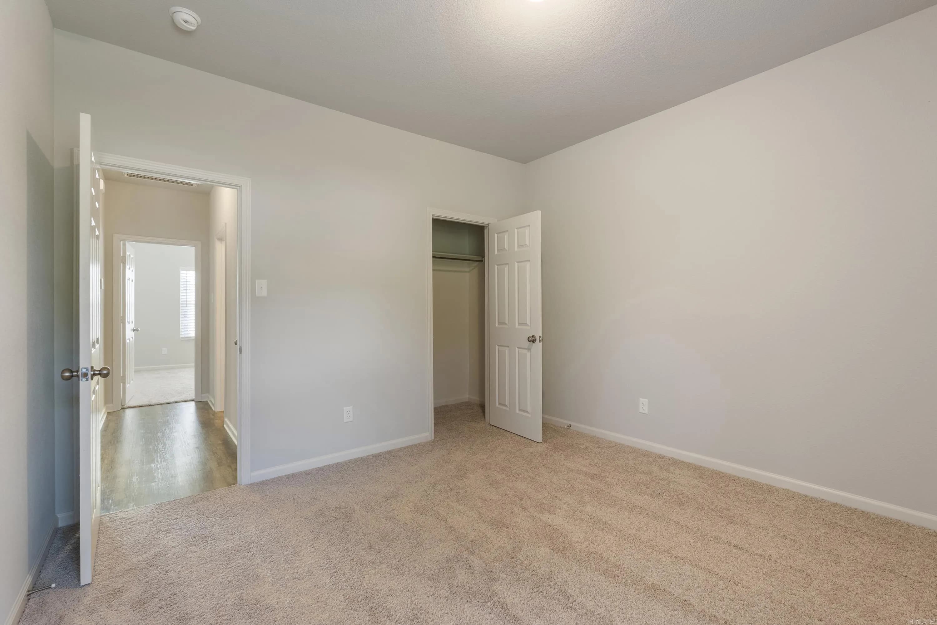 Property at 2080  Mary alice - Image 21