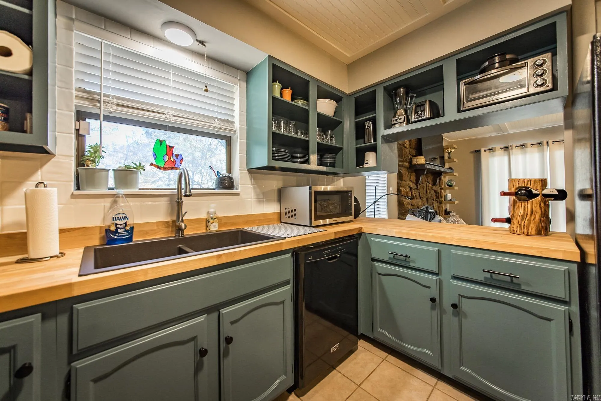 Property at 84  Irish hills - Image 7
