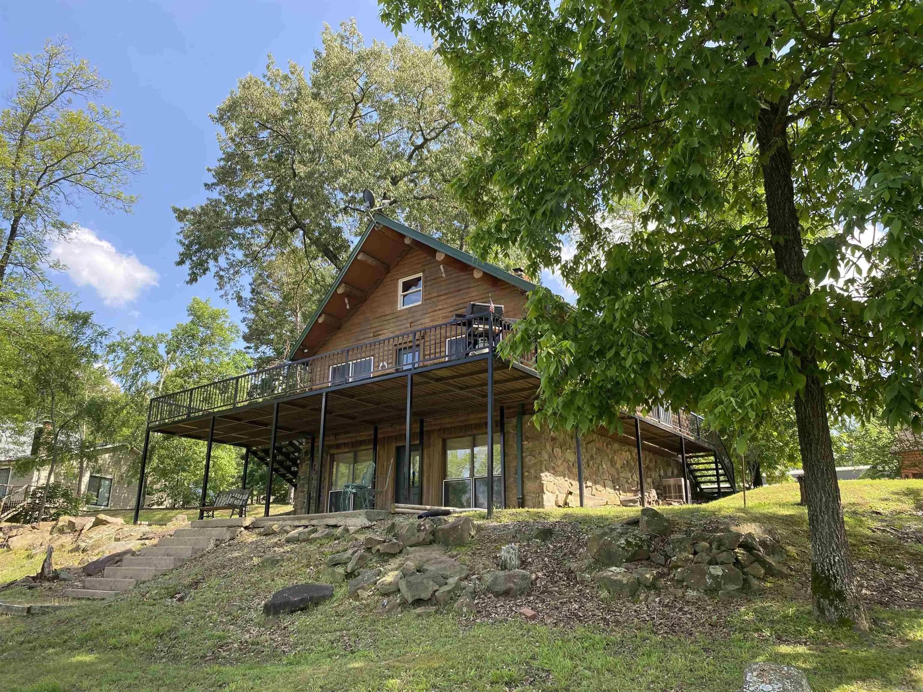 Property at 760  Davidson - Image 6