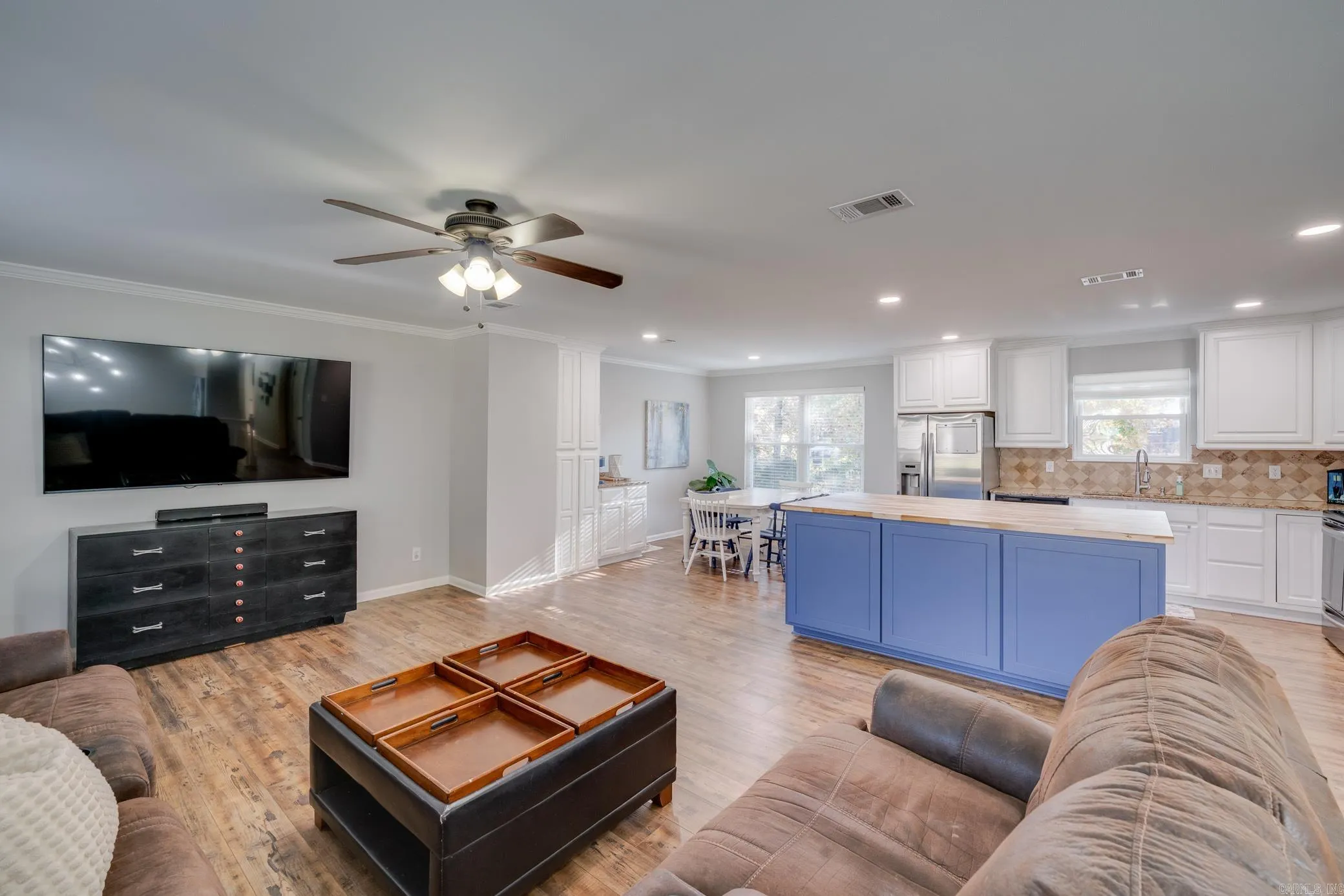 Property at 1504  War eagle - Image 14