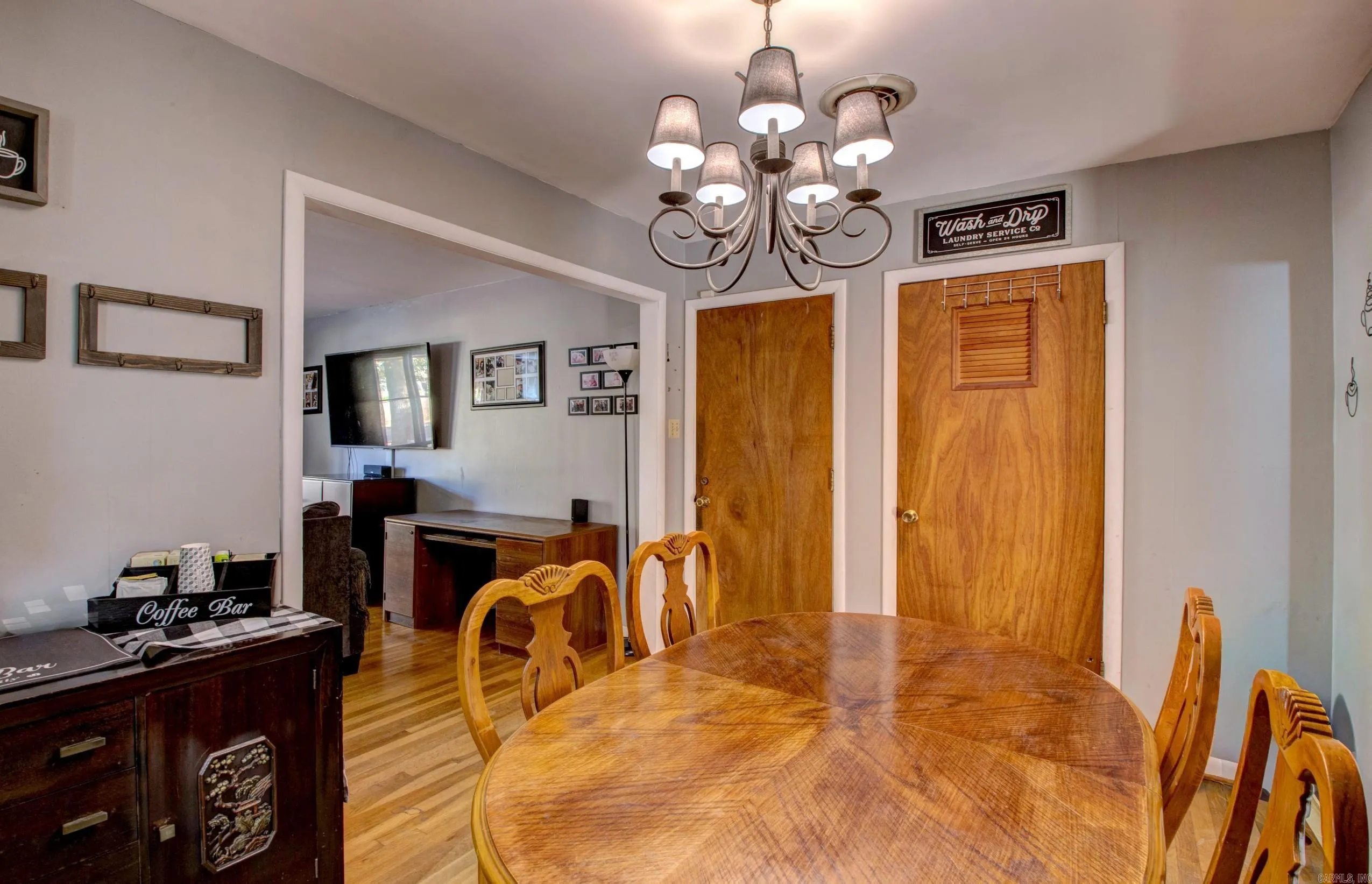 Property at 2405  Meadow - Image 10