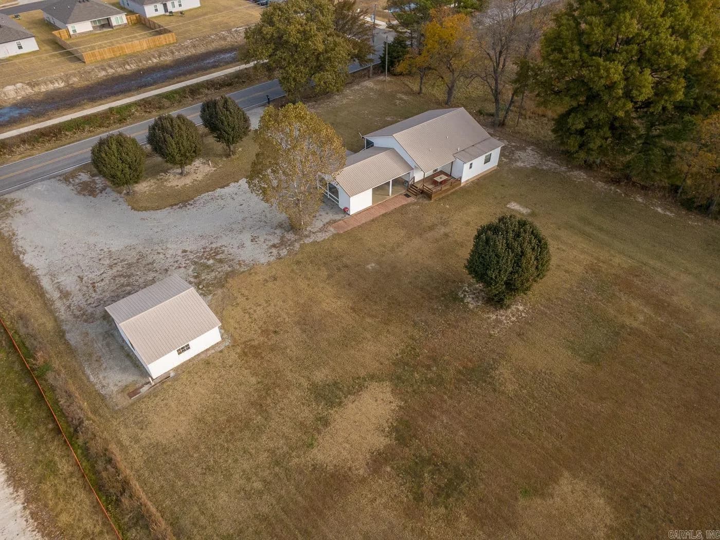 Property at 5517  Pacific rd - Image 40