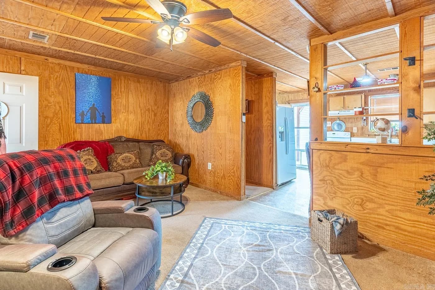 Property at 5517  Pacific rd - Image 11