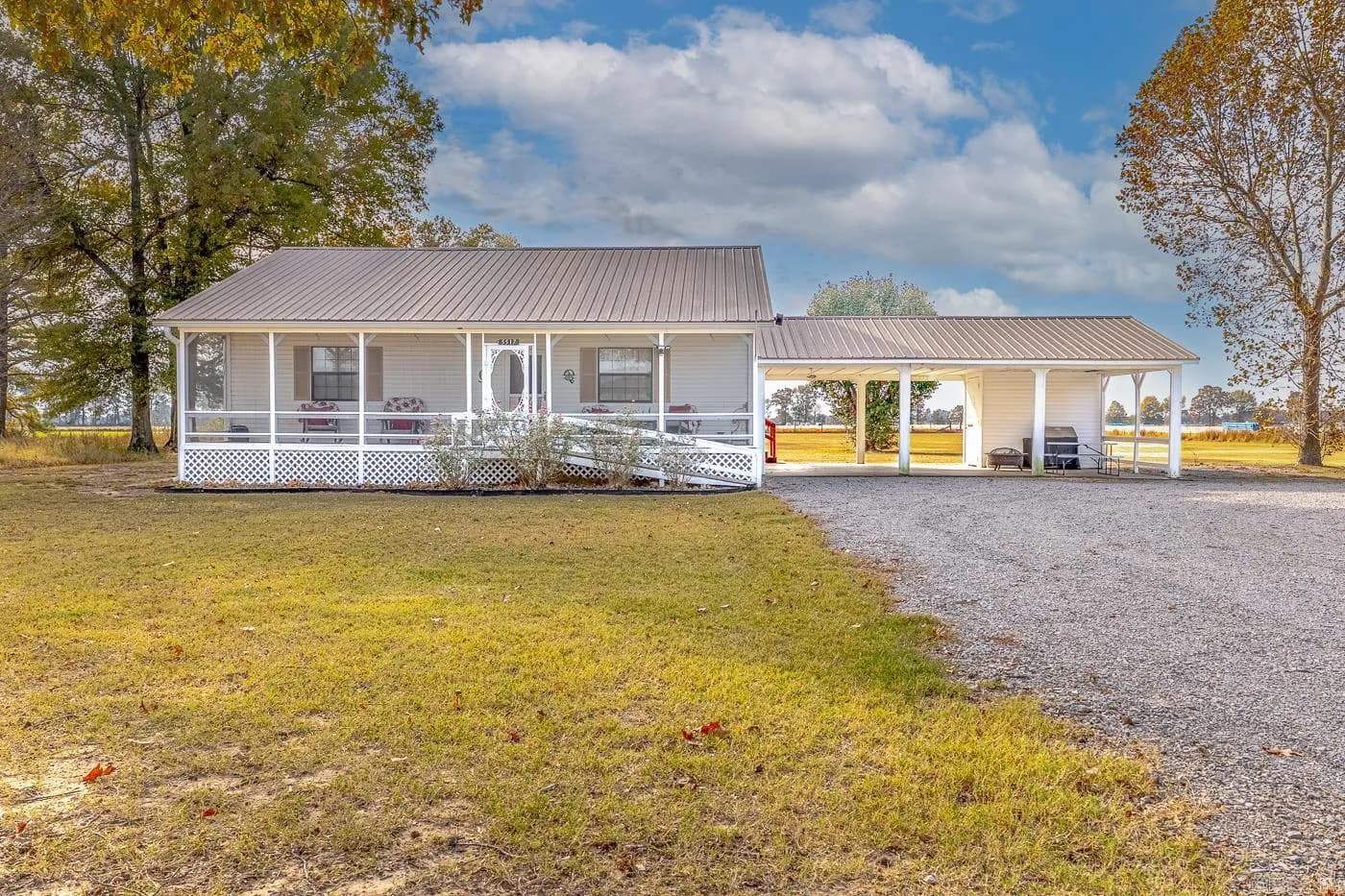 Property at 5517  Pacific rd - Image 1