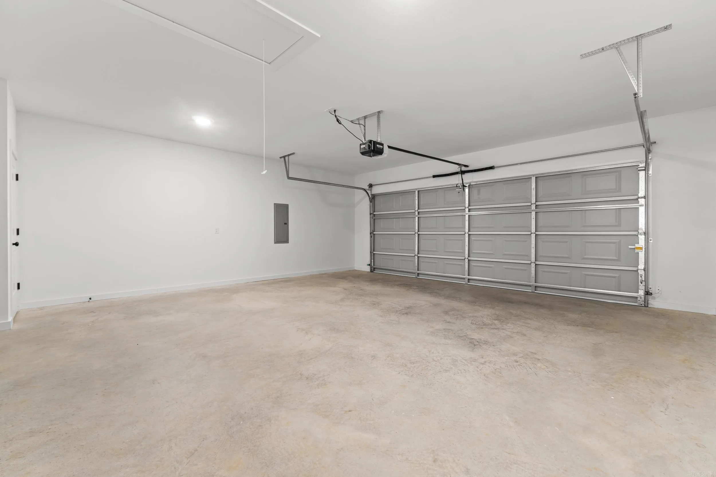 Property at 81  Lewis - Image 31
