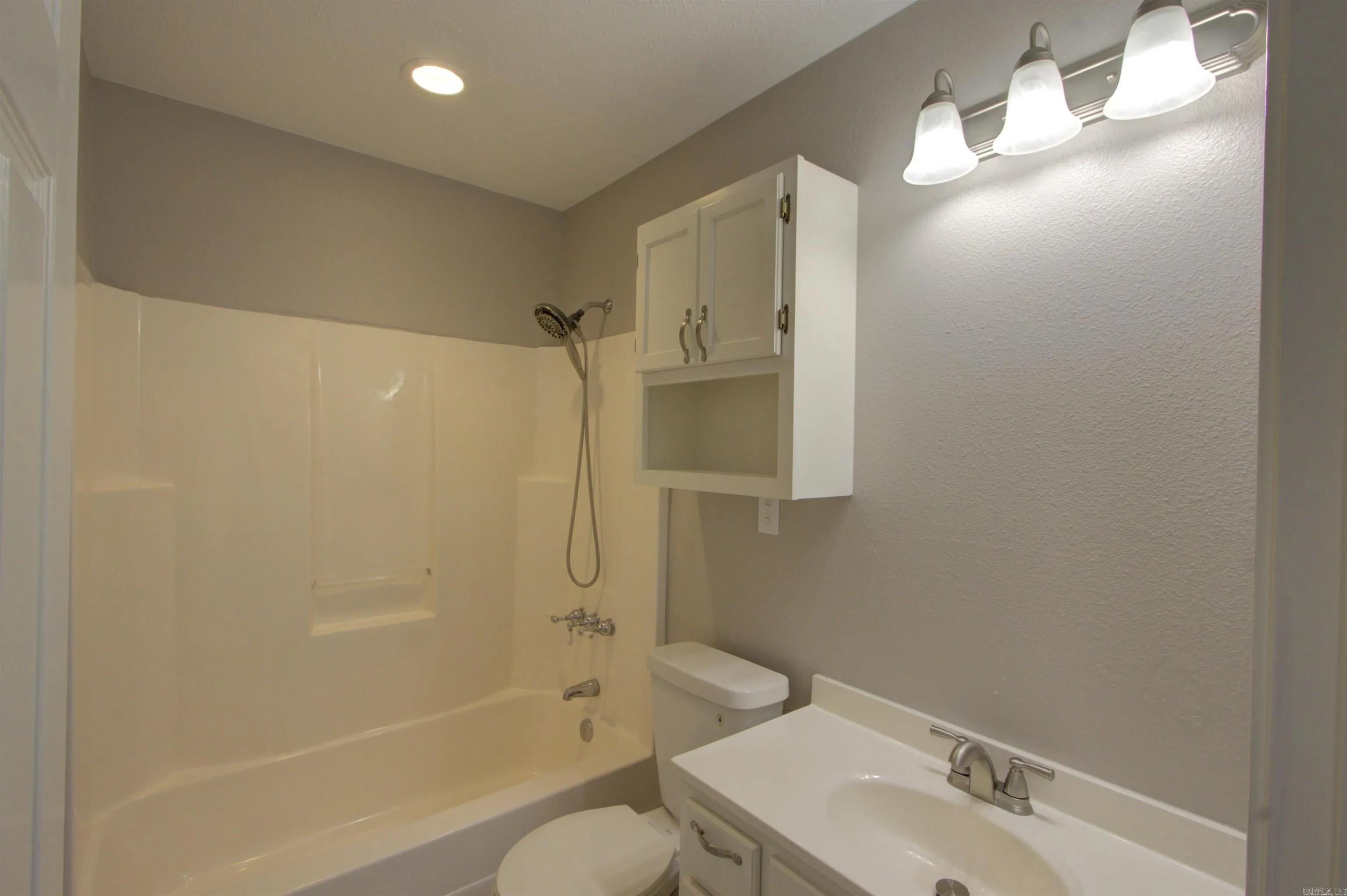 Property at 720  Tennessee acres - Image 17