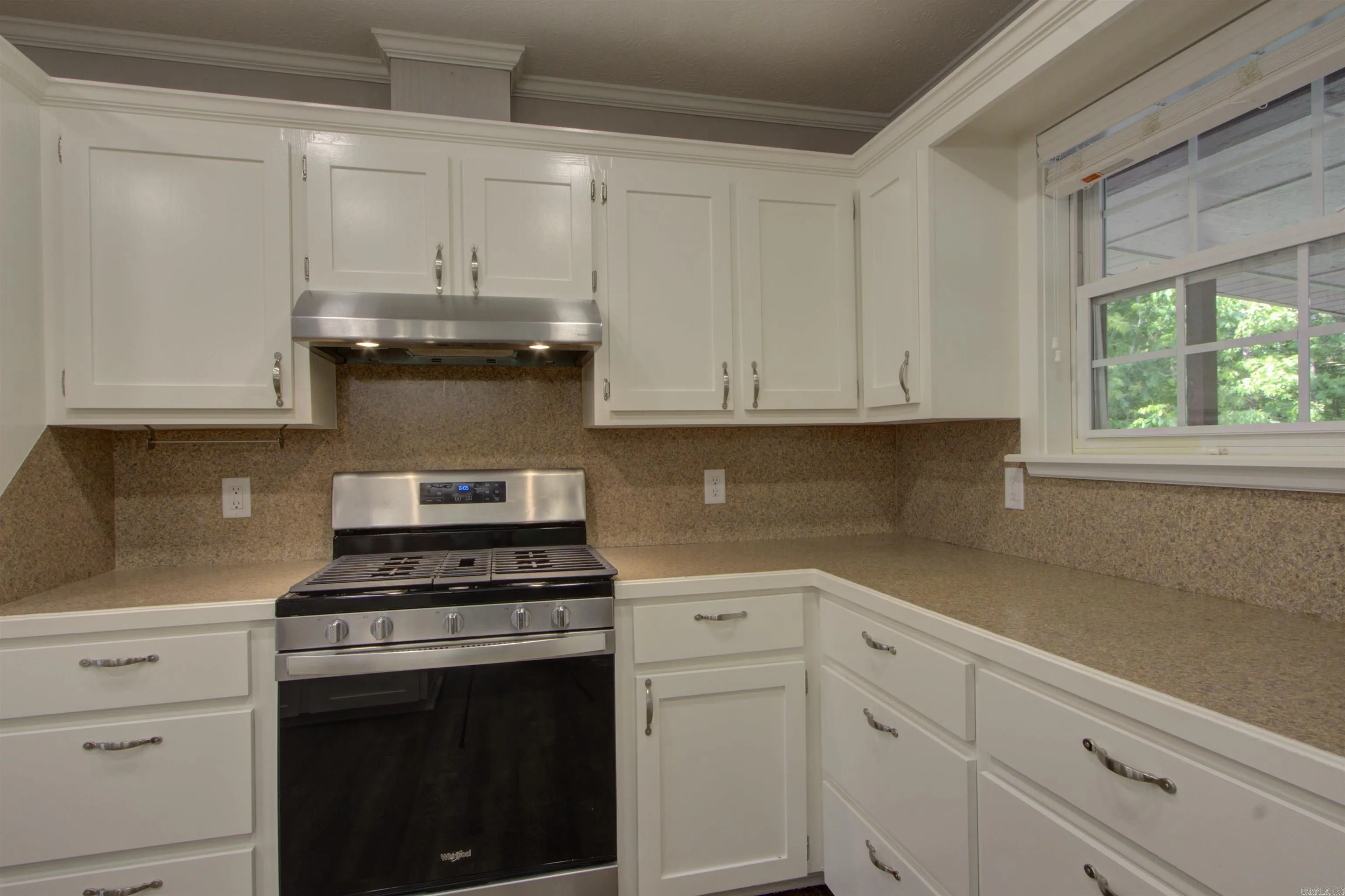 Property at 720  Tennessee acres - Image 7