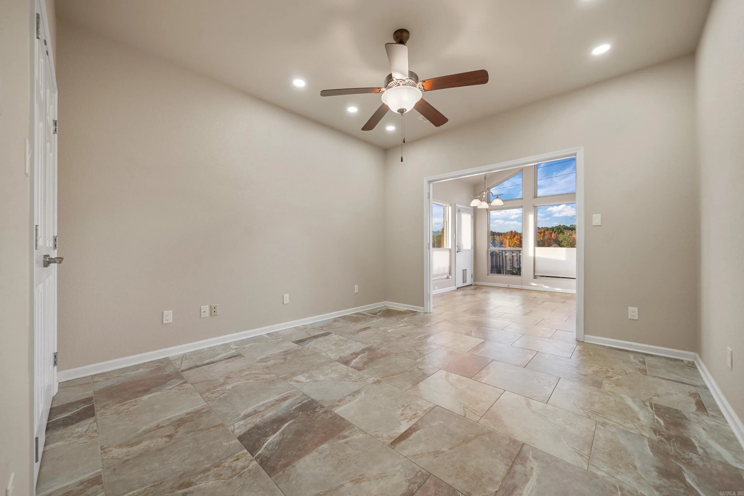 Property at 140  Forest lakes - Image 31