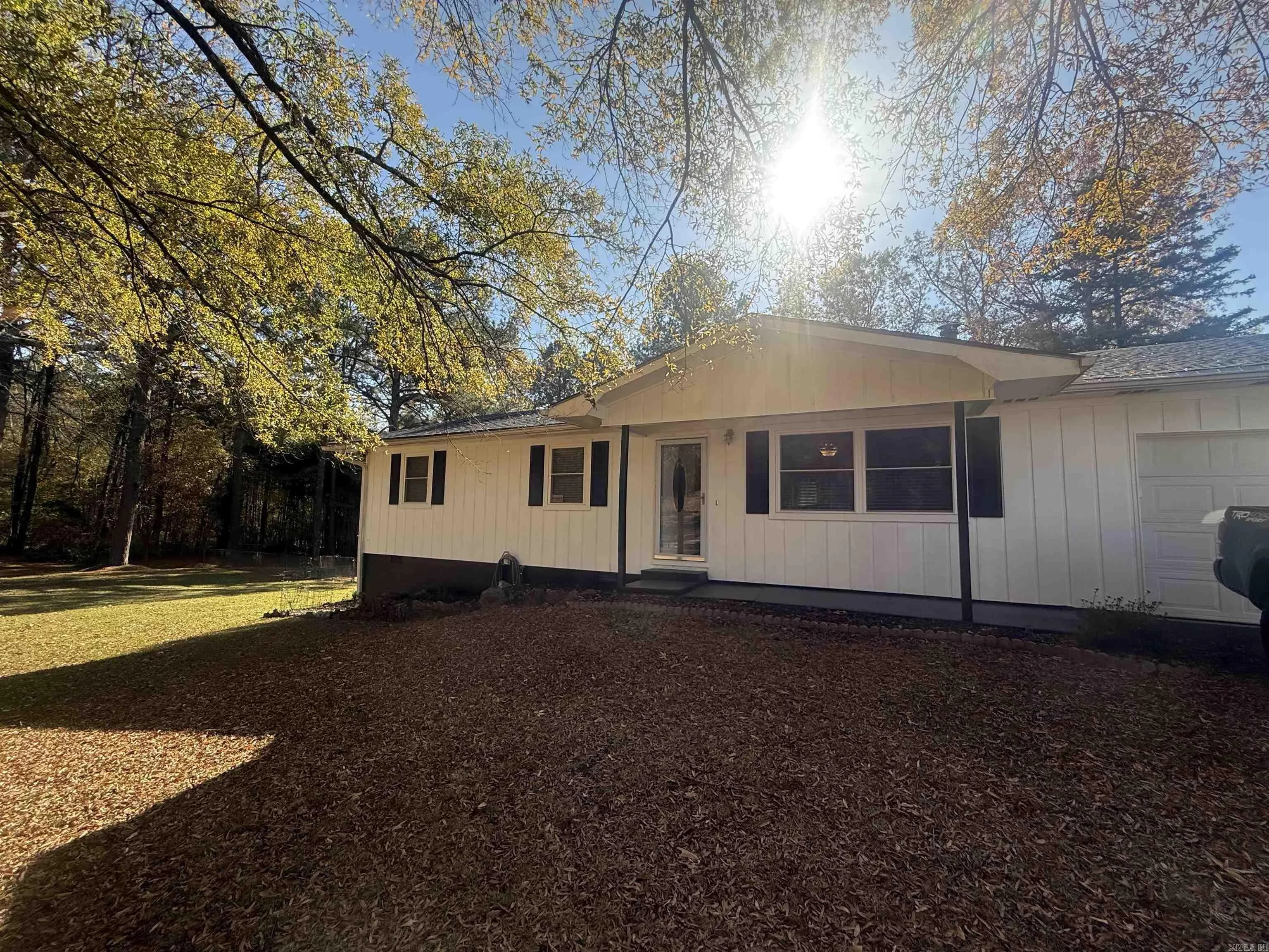 Property at 395  Fleetwood - Image 18