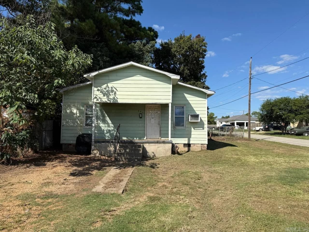 Property at 601 W Thompson st - Image 1