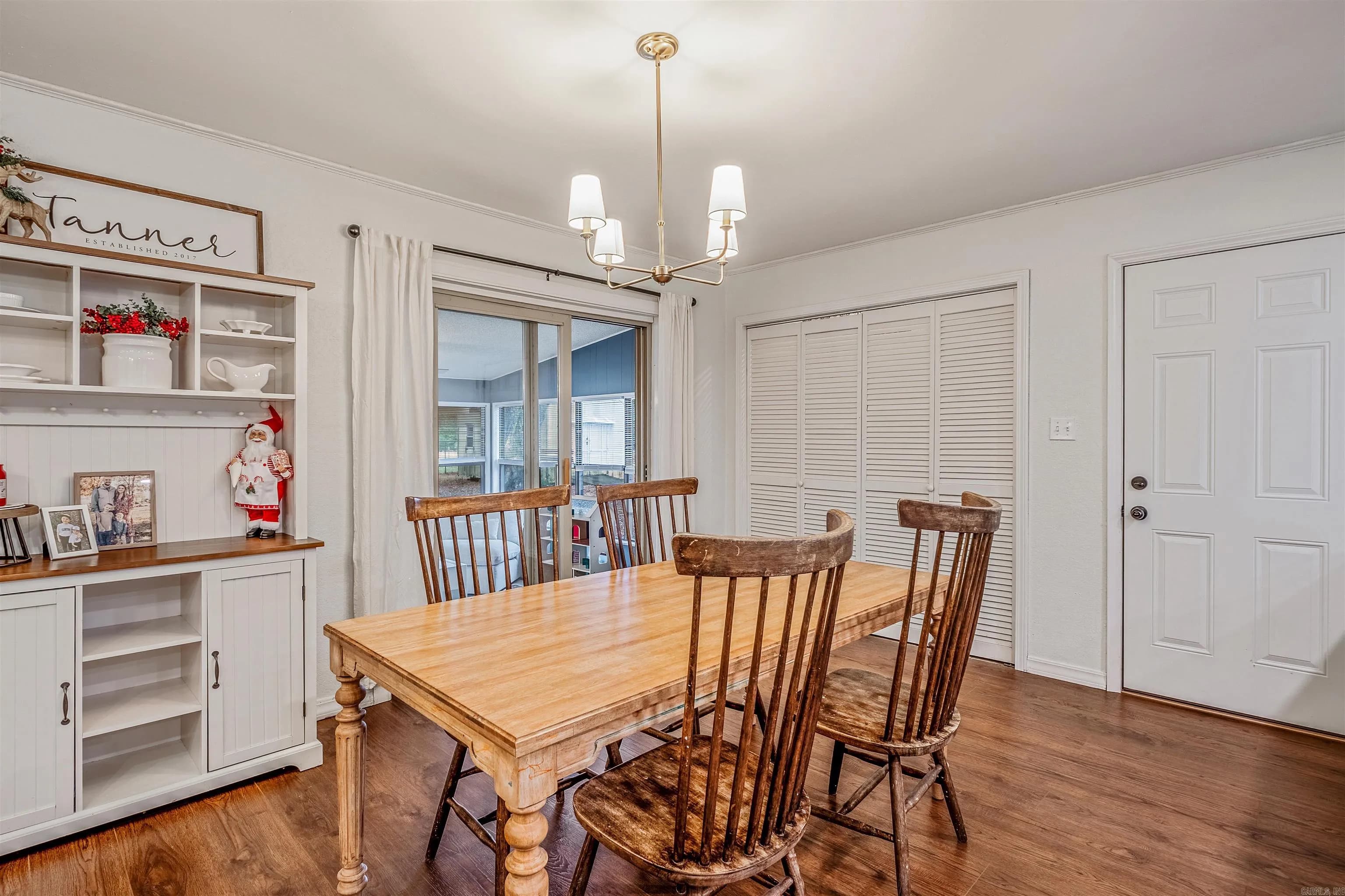 Property at 240  Huie street - Image 10