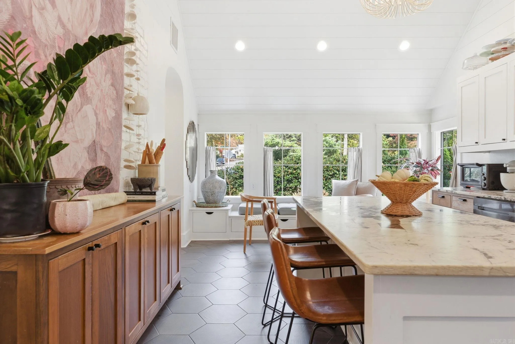 Property at 248  Skyline drive - Image 14