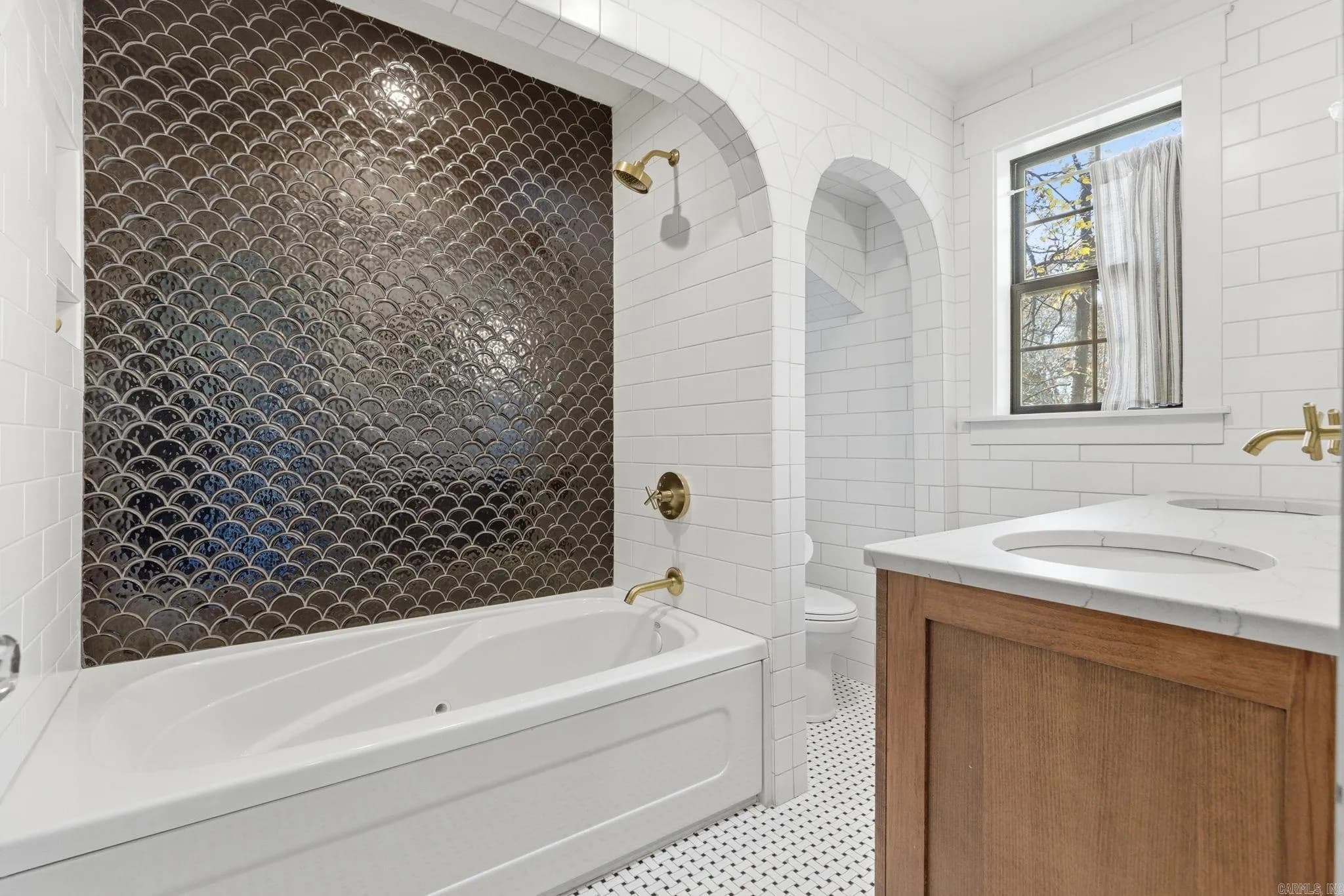 Property at 248  Skyline drive - Image 34