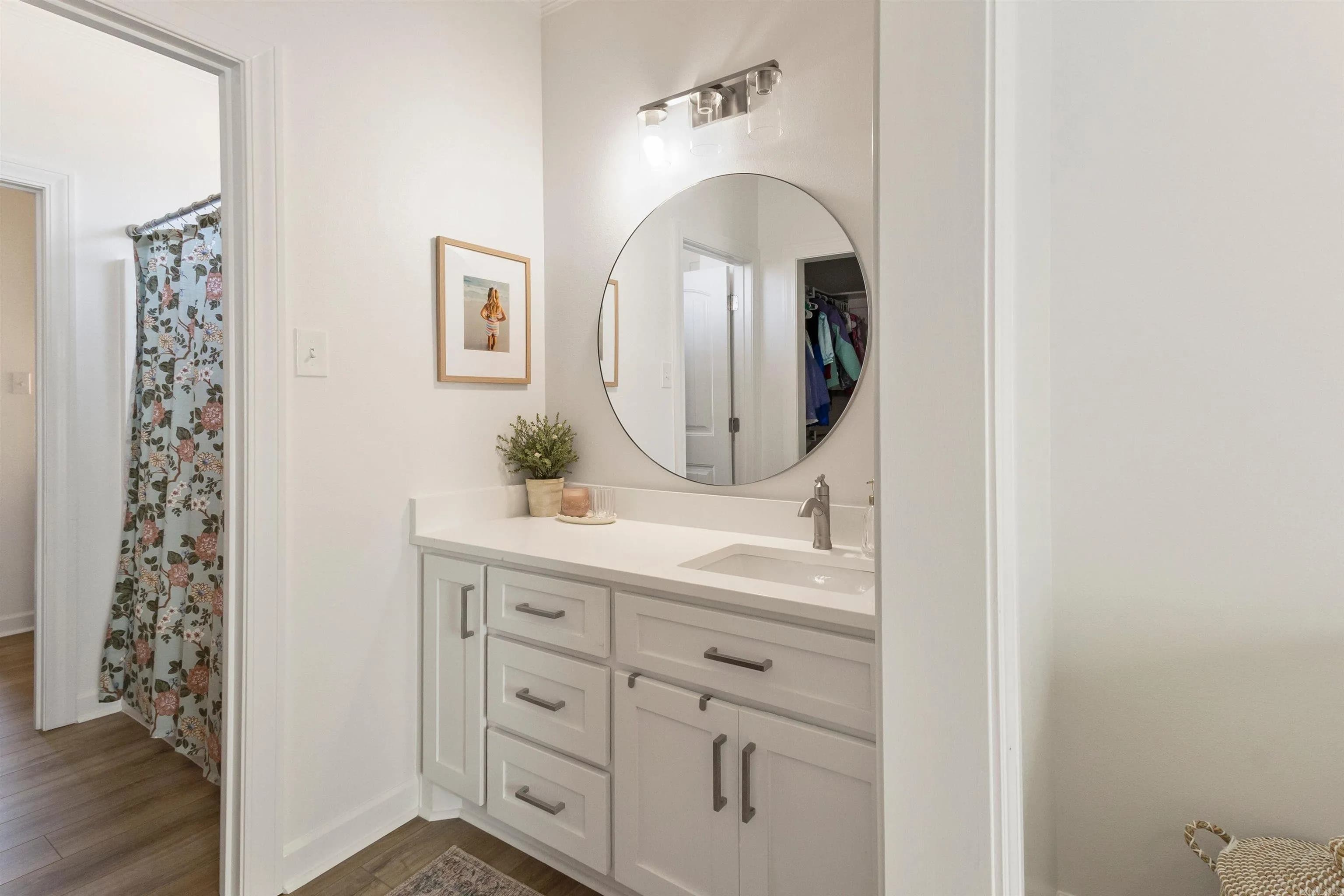 Property at 106  West end - Image 15
