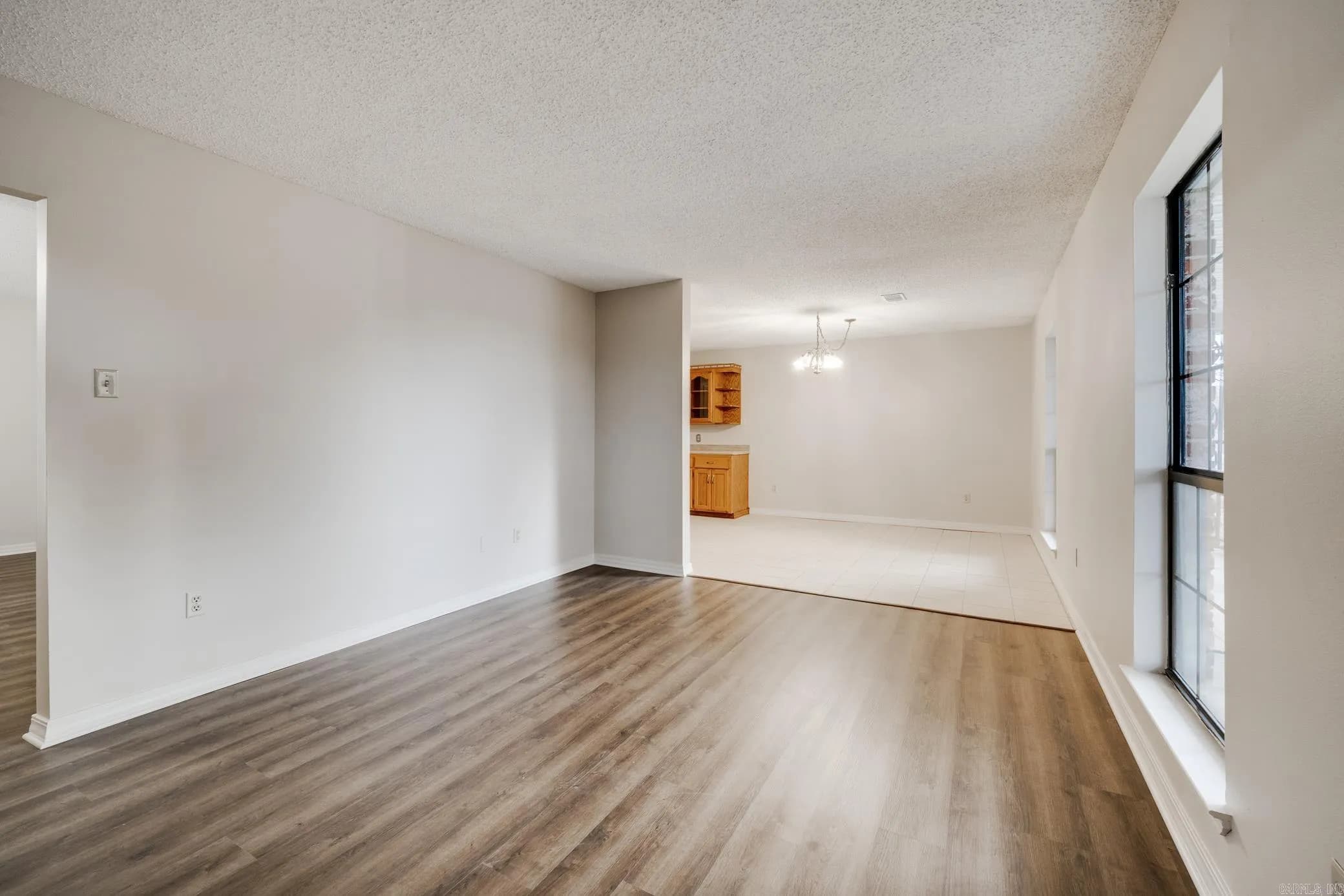 Property at 83  Linder - Image 17