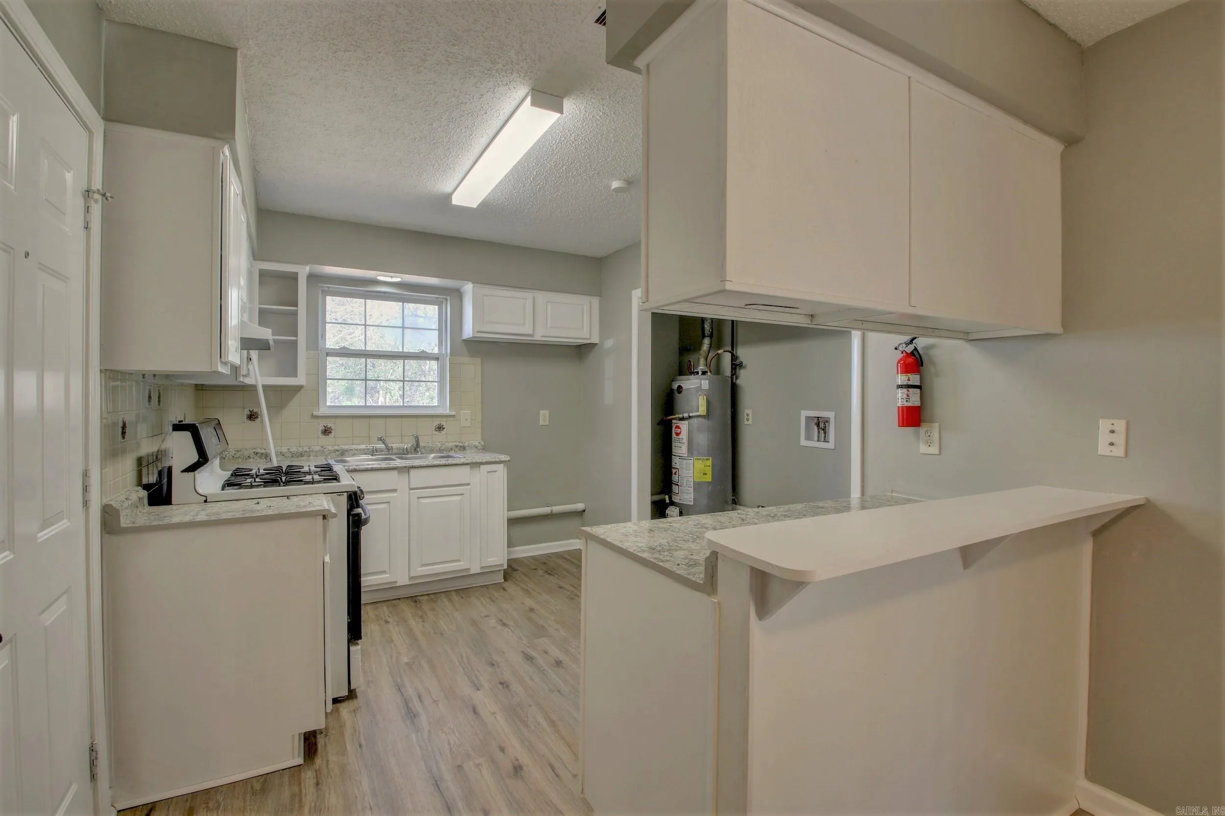 Property at 3301  Green - Image 8